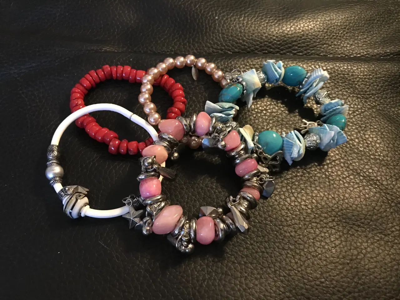 Billede 1 - Armbånd samlet lot.