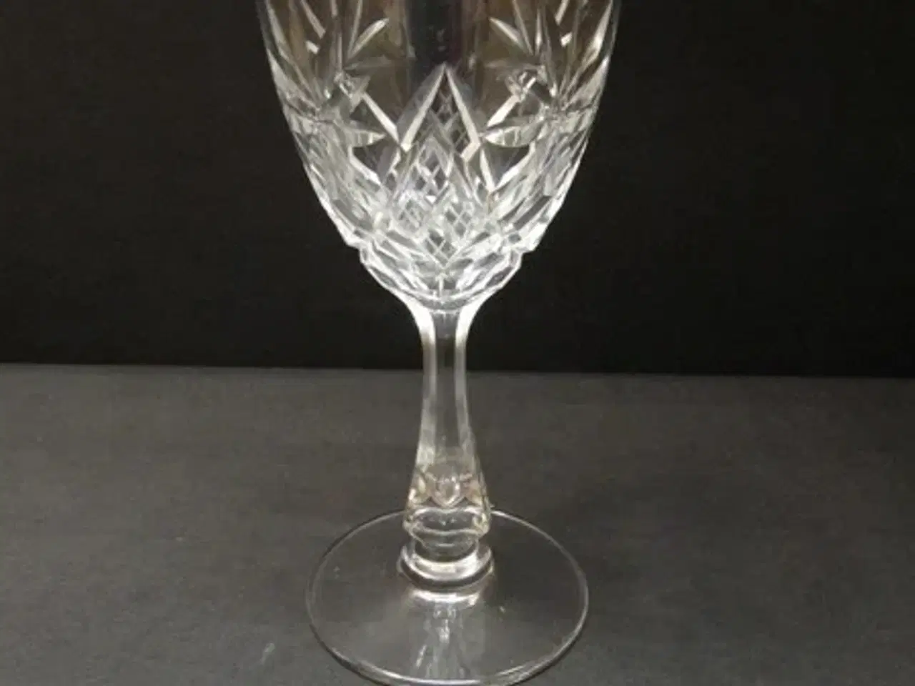 Billede 1 - Annette Snapsglas. H:115 mm.