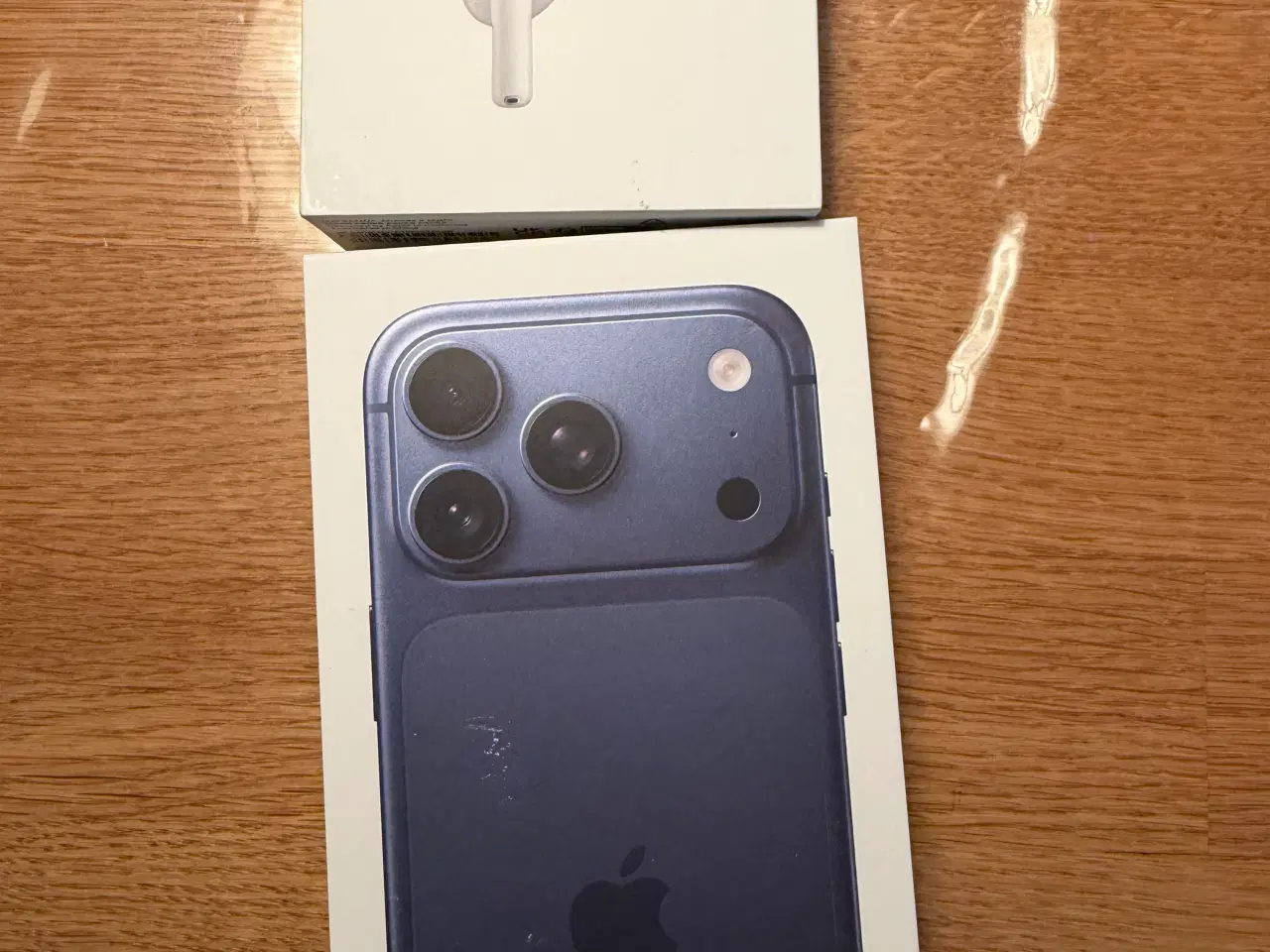 Billede 2 - iphone 17 pro 256 gb med aipods 4 anc 