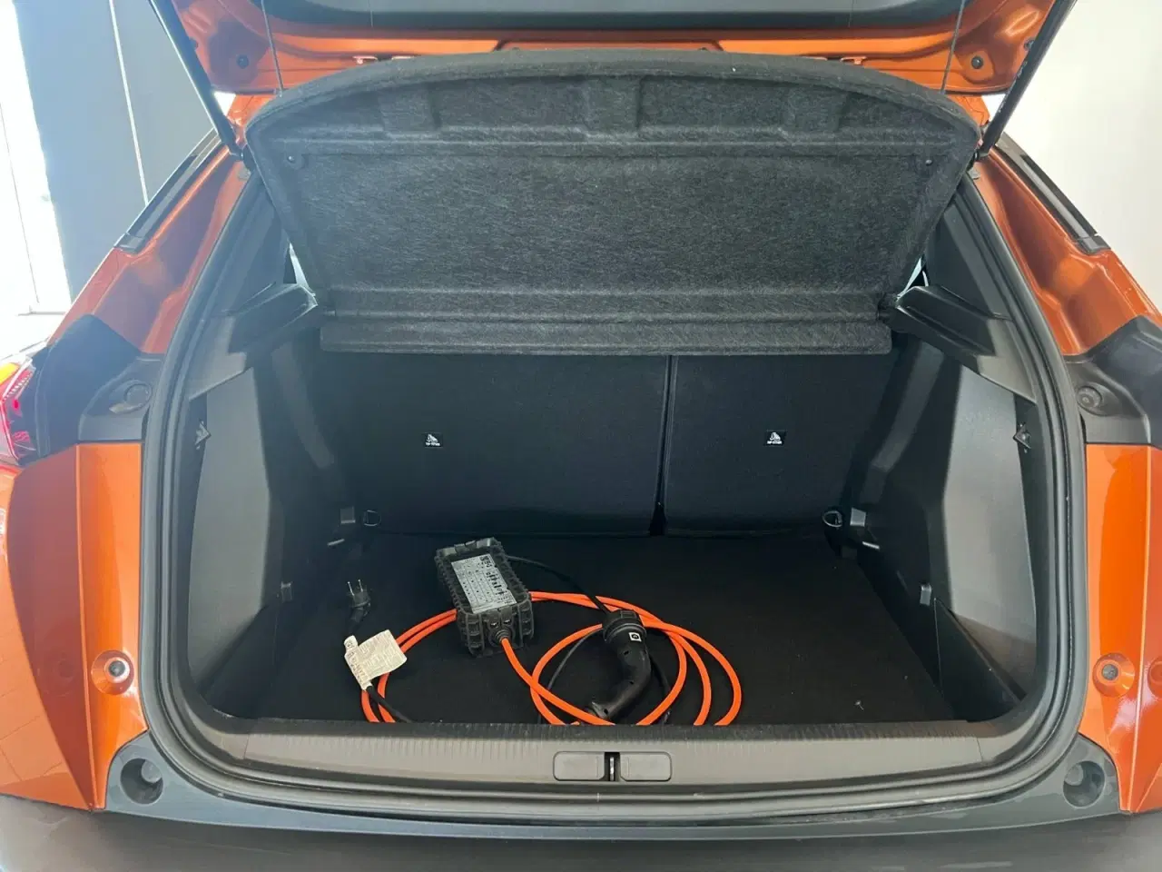 Billede 5 - Peugeot e-2008 50 Active
