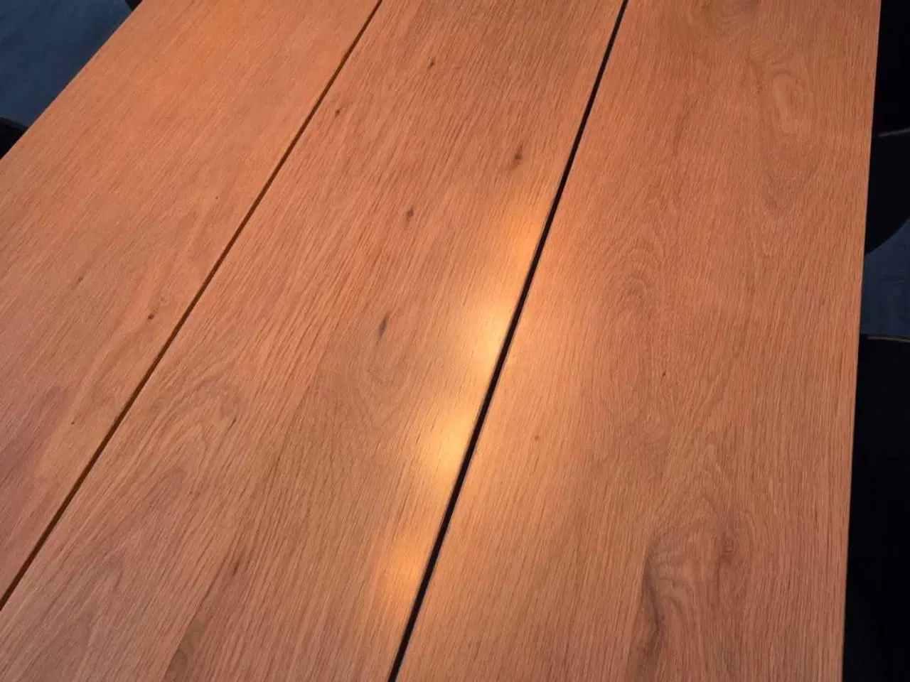 Billede 4 - Spisebord med stole