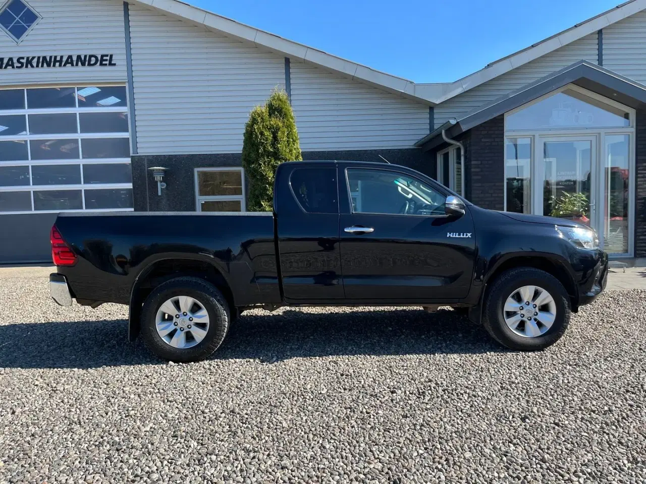 Billede 15 - Toyota Hilux 4WD Pick-up med træk til 3200 kg. Meget velholdt