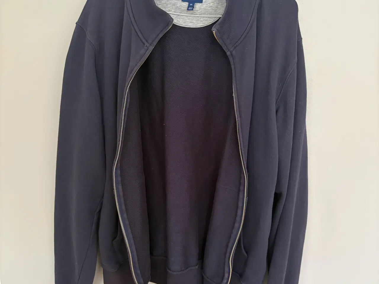 Billede 1 - Gant Cardigan med lynlås👕