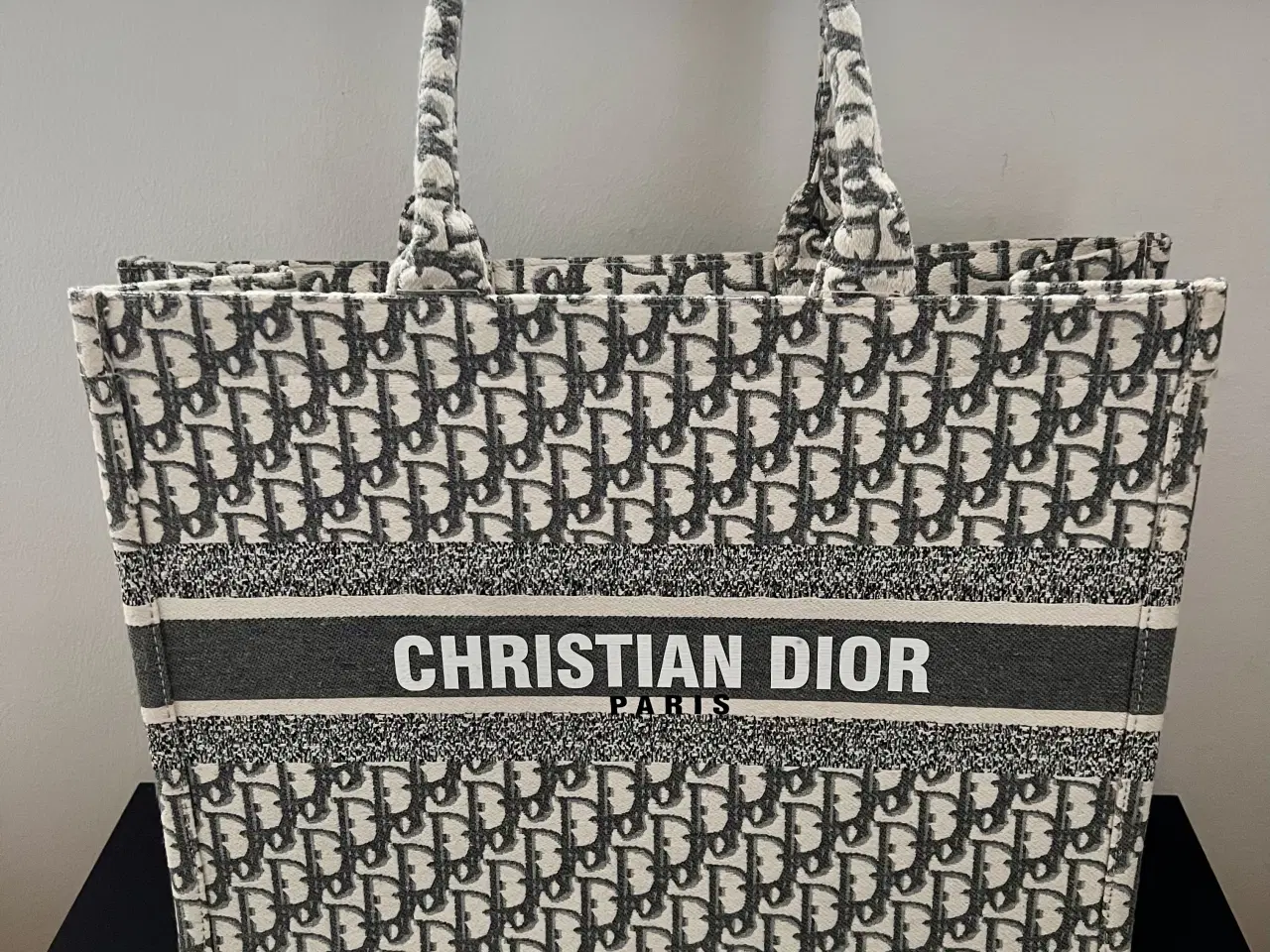 Billede 1 - Fin stof taske til kvinder