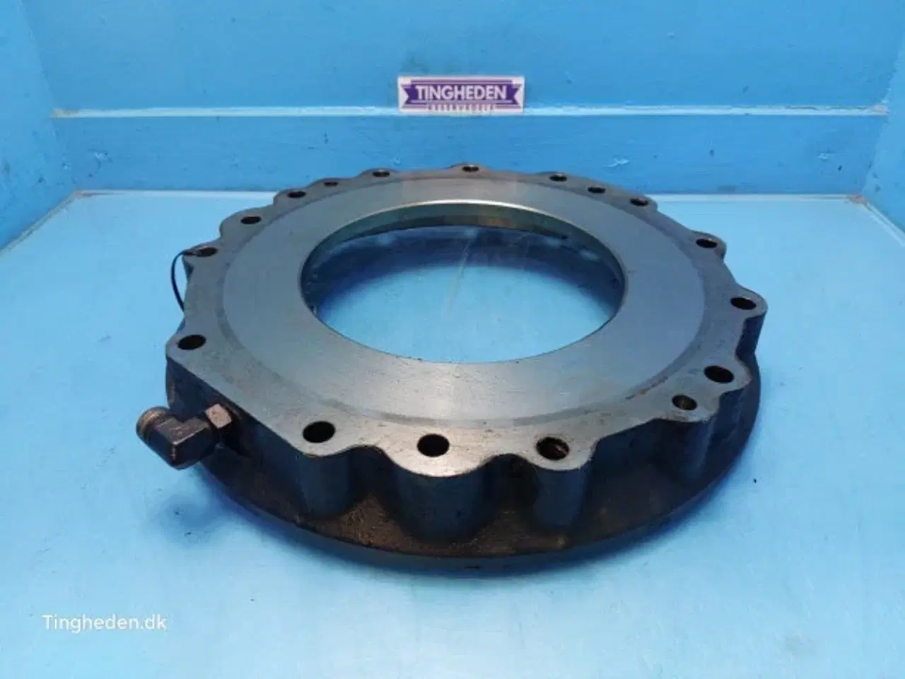 Billede 9 - New Holland T6 Afstandsstykke 87608920