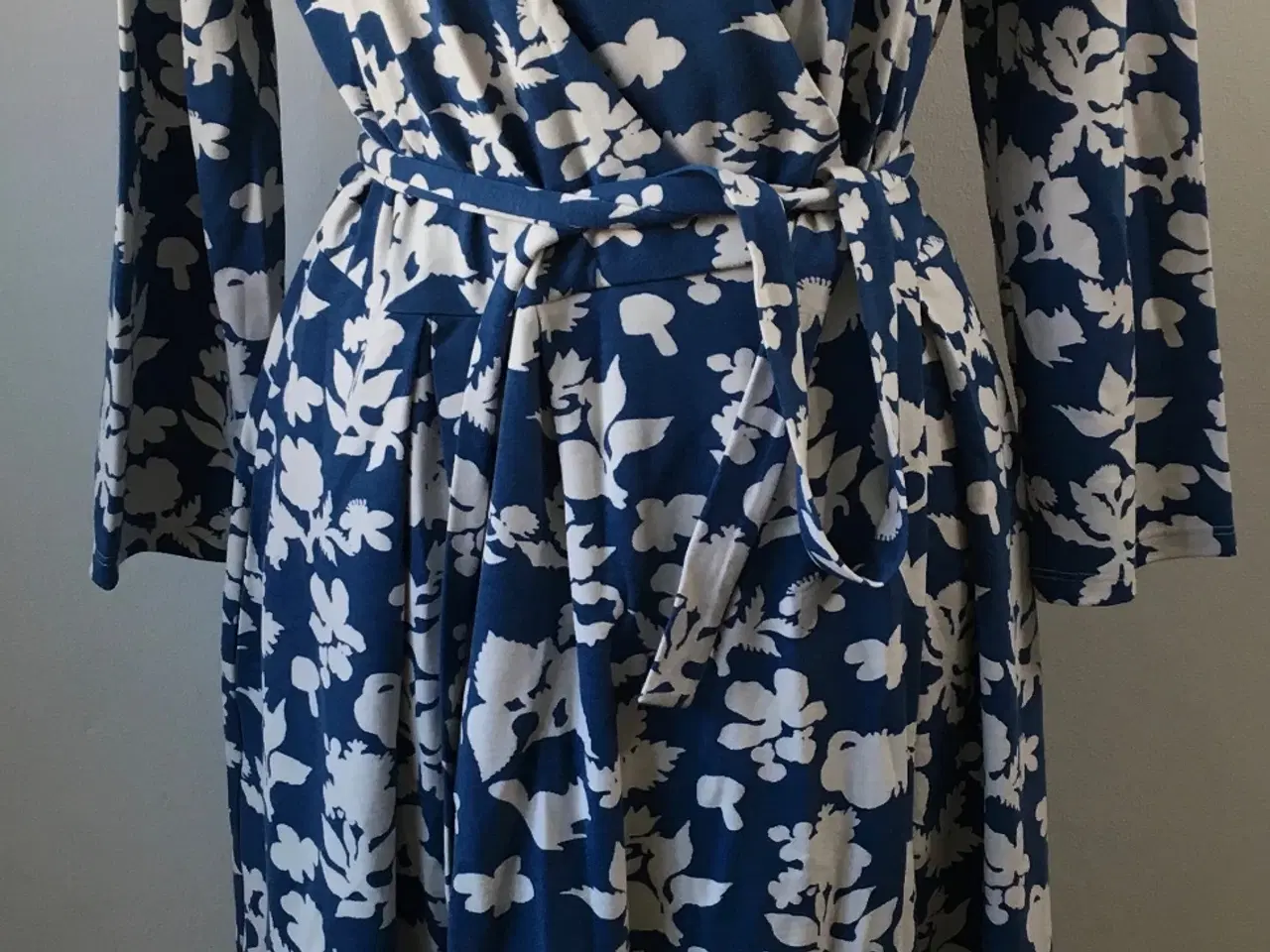 Billede 1 - Max Mara Weekend, slå-om kjole, str XL