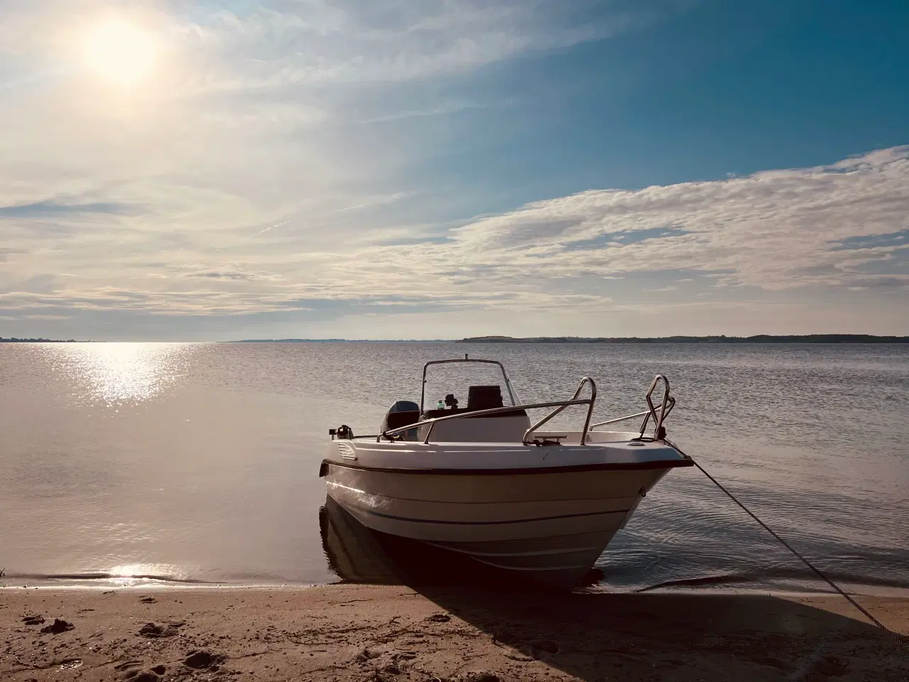 Billede 2 - Veludstyret motorbåd, Honda 80 HK 2018