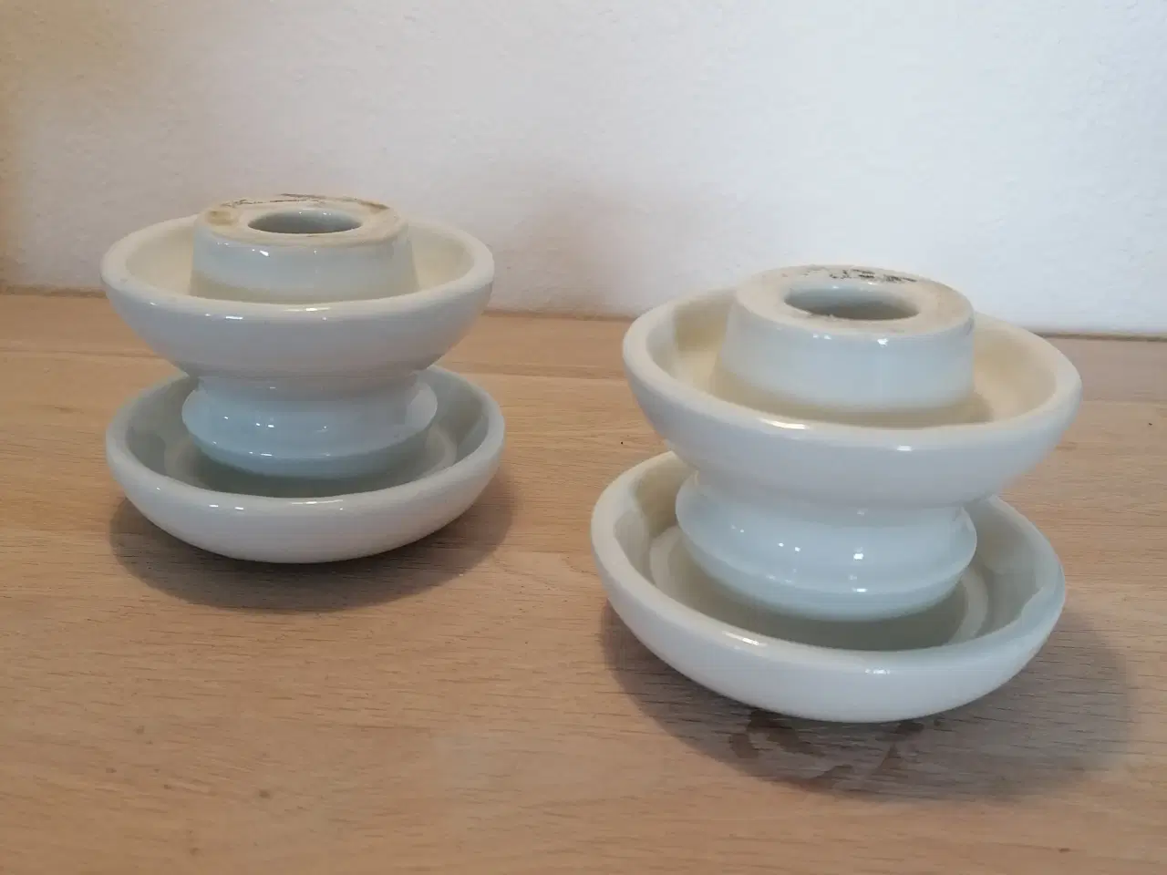Billede 1 - Gamle porcelænsklokker fra EL master (lysestager)