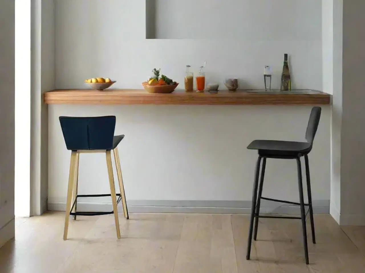 Billede 2 - Magnus Olesen Butterfly bar Barstol – Sort med Træ Stel SH 68 cm