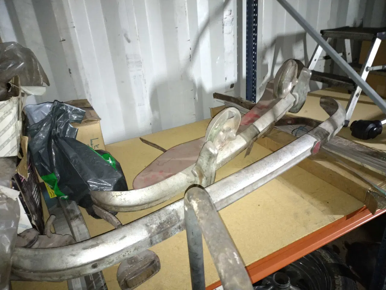 Billede 3 - 1956-1968 Kofanger Austin Healey 100/6 or 3000