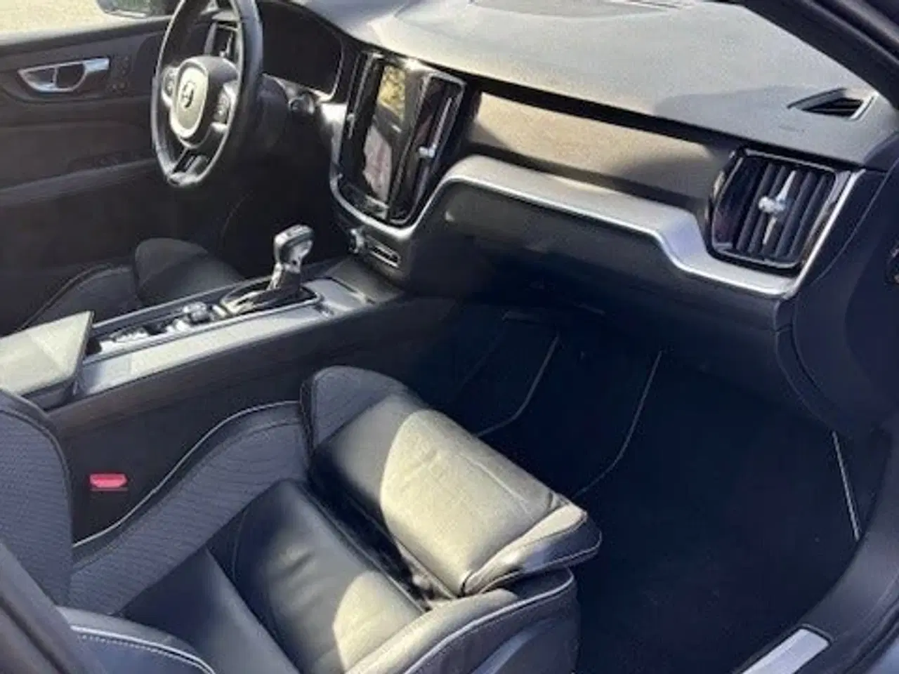 Billede 8 - Volvo V60 2,0 D4 190 R-Design aut.