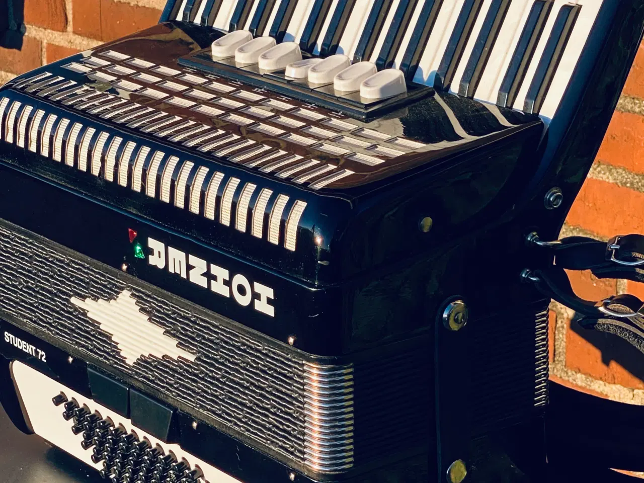 Billede 13 - Hohner Student 72 – allround harmonika sælges fra 