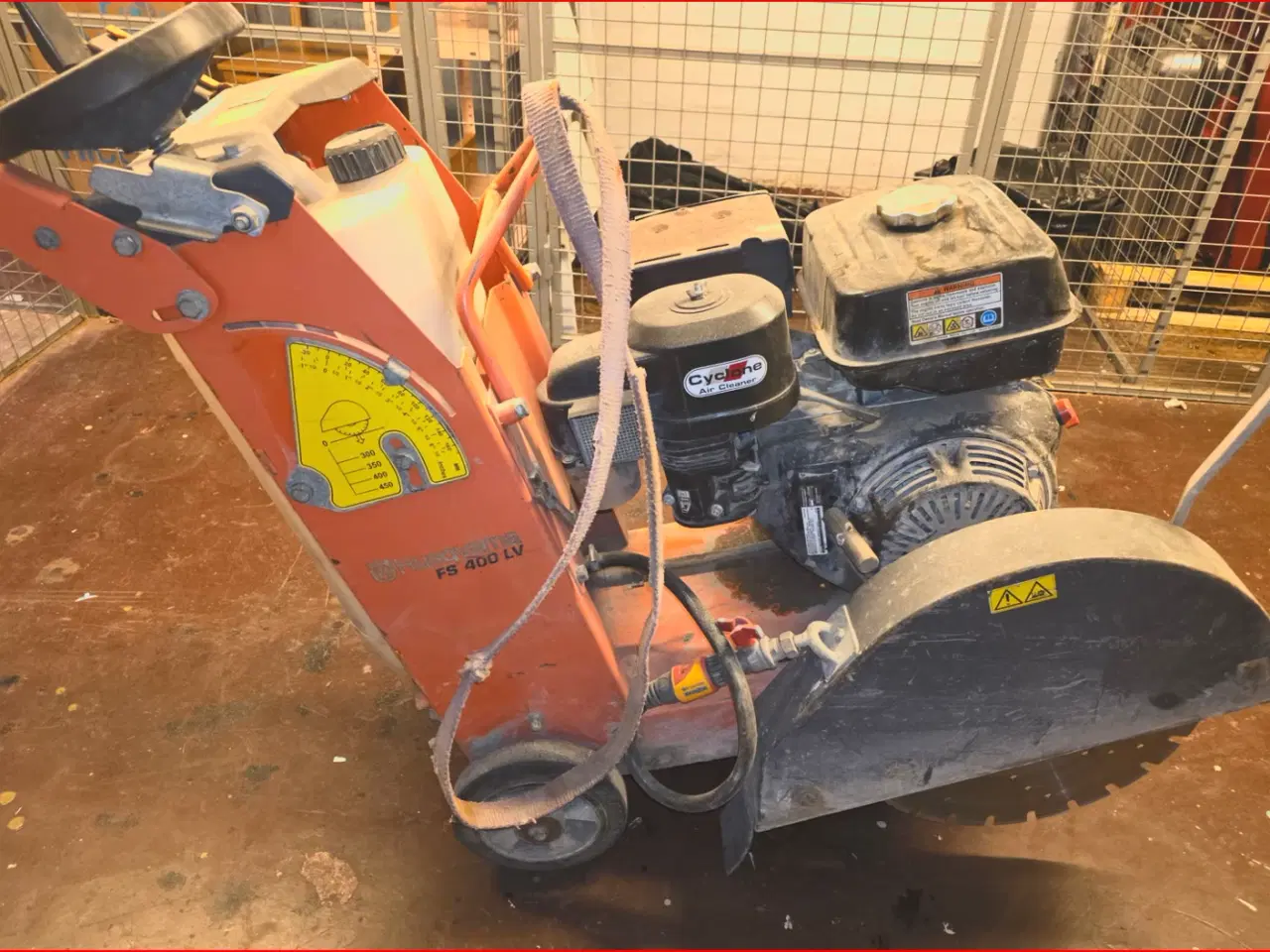 Billede 1 - Asfaltskærer - Husqvarna FS 400 LV