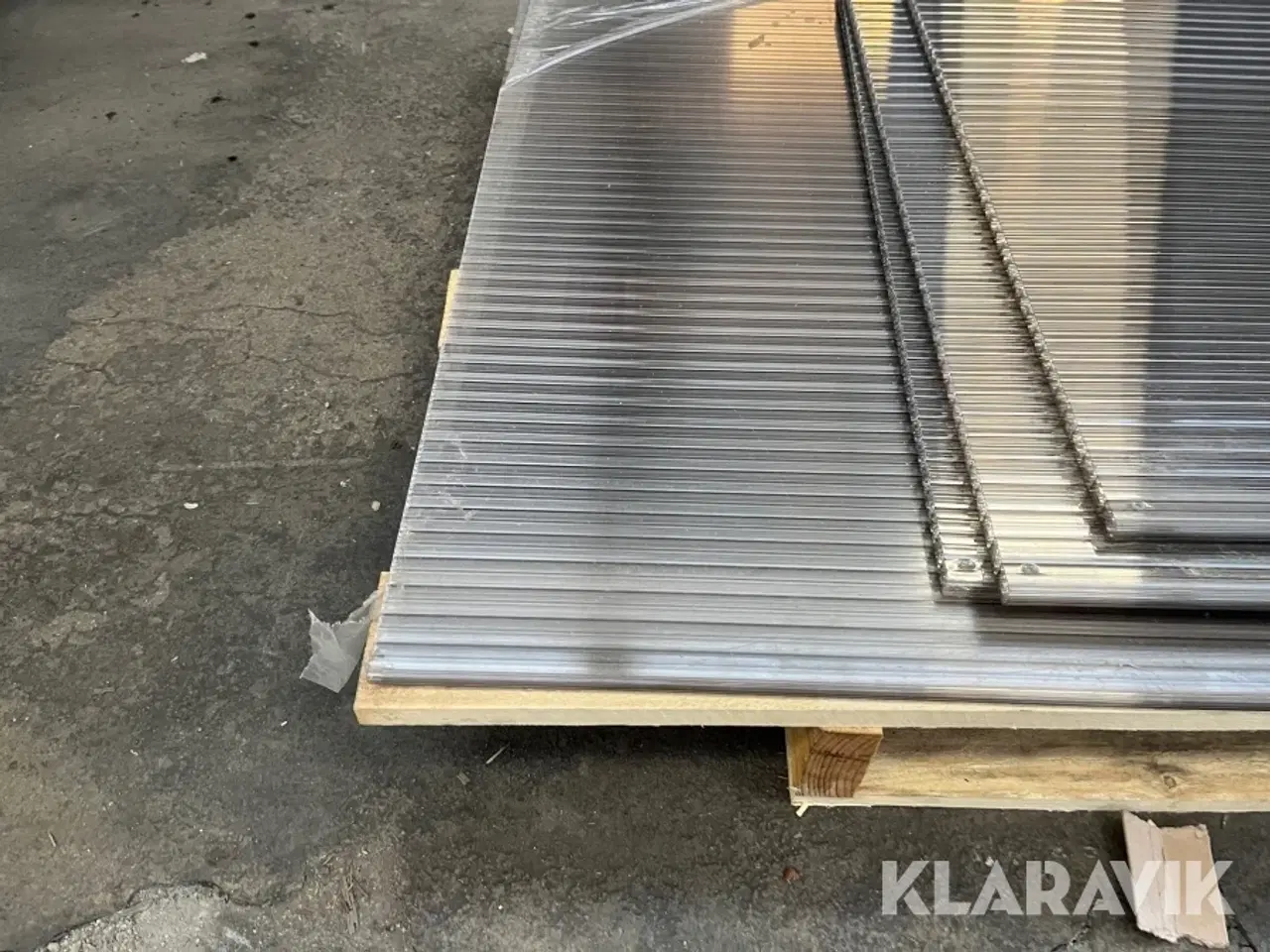 Billede 6 - Isoleret Tagplader Plast 4 styk