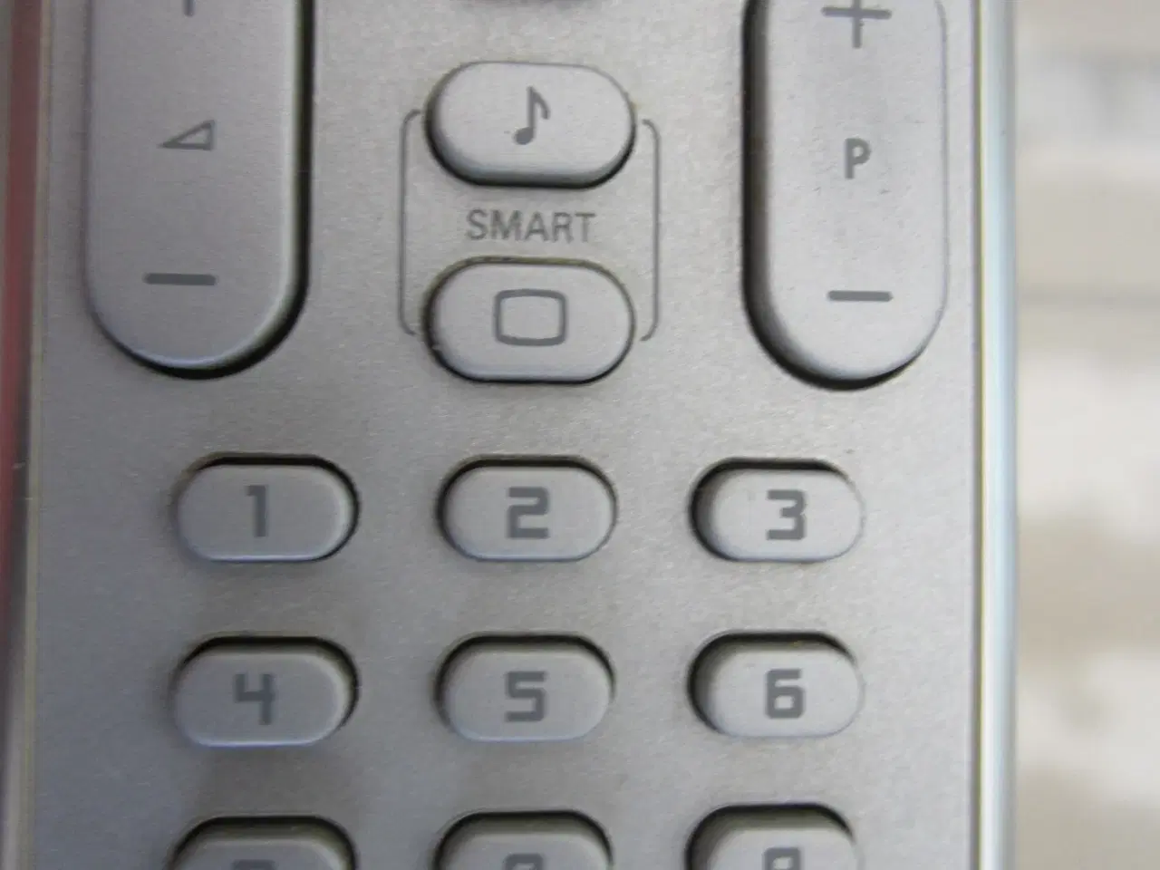 Billede 3 - PHILIPS fjernbetjening til Philips TV, DVD og AUX