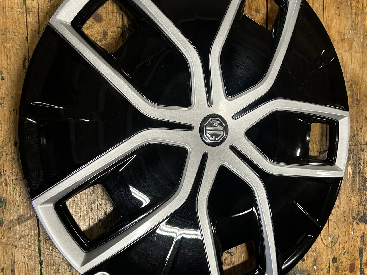 Billede 1 - Navkapsel MG