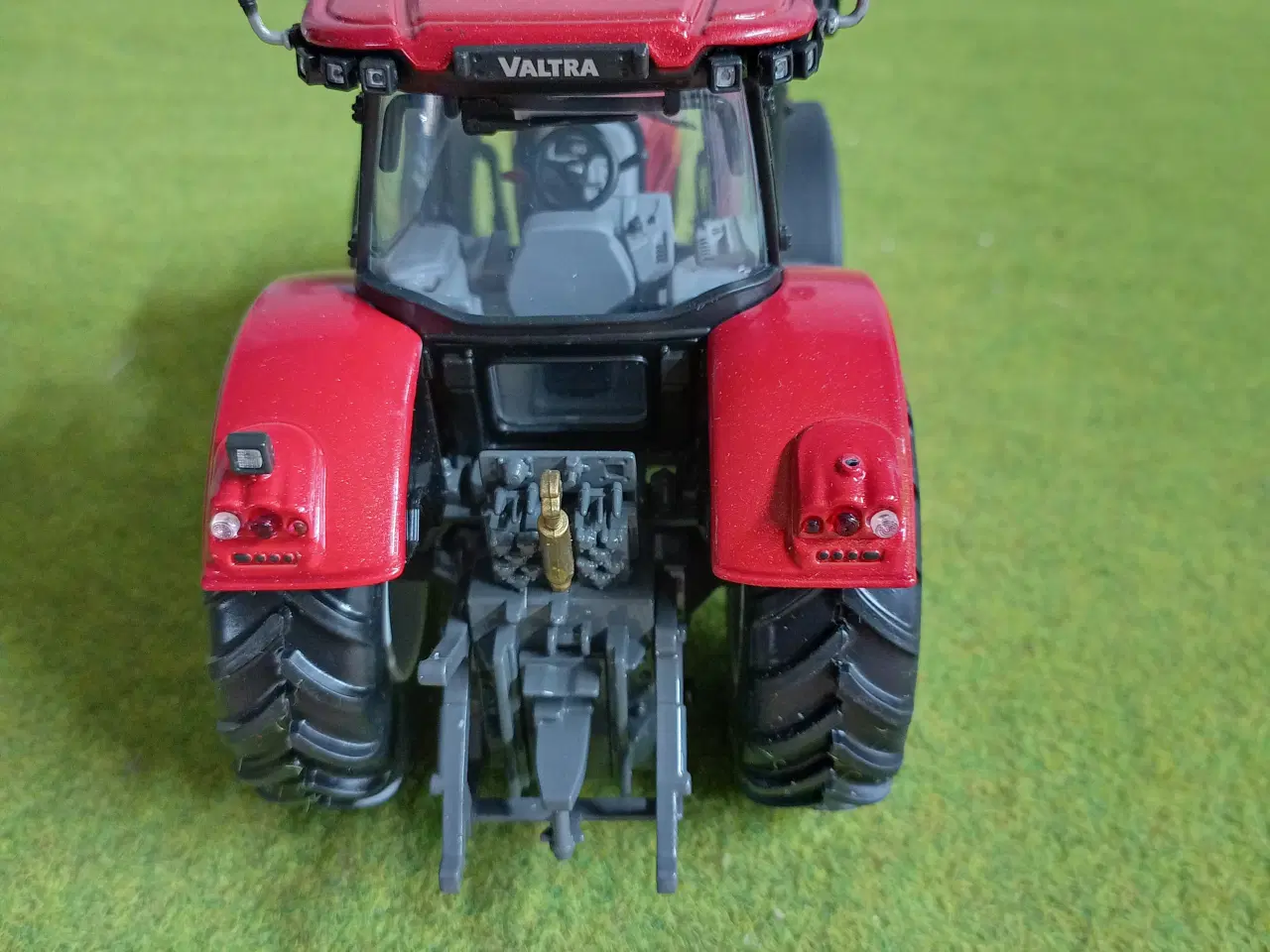 Billede 1 - Valtra S