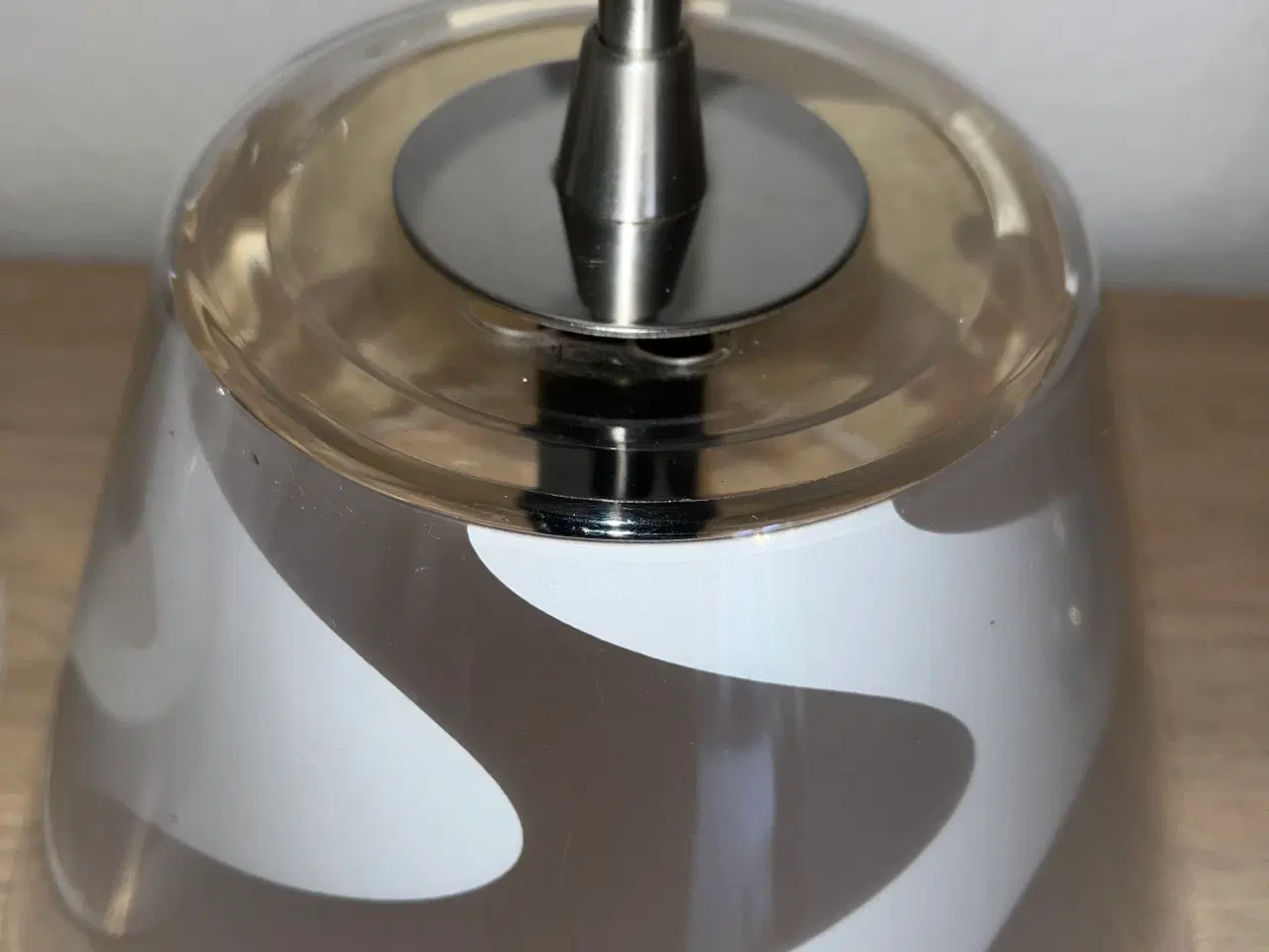 Billede 5 - Le Klint UnderCover loftslampe med 2 covers