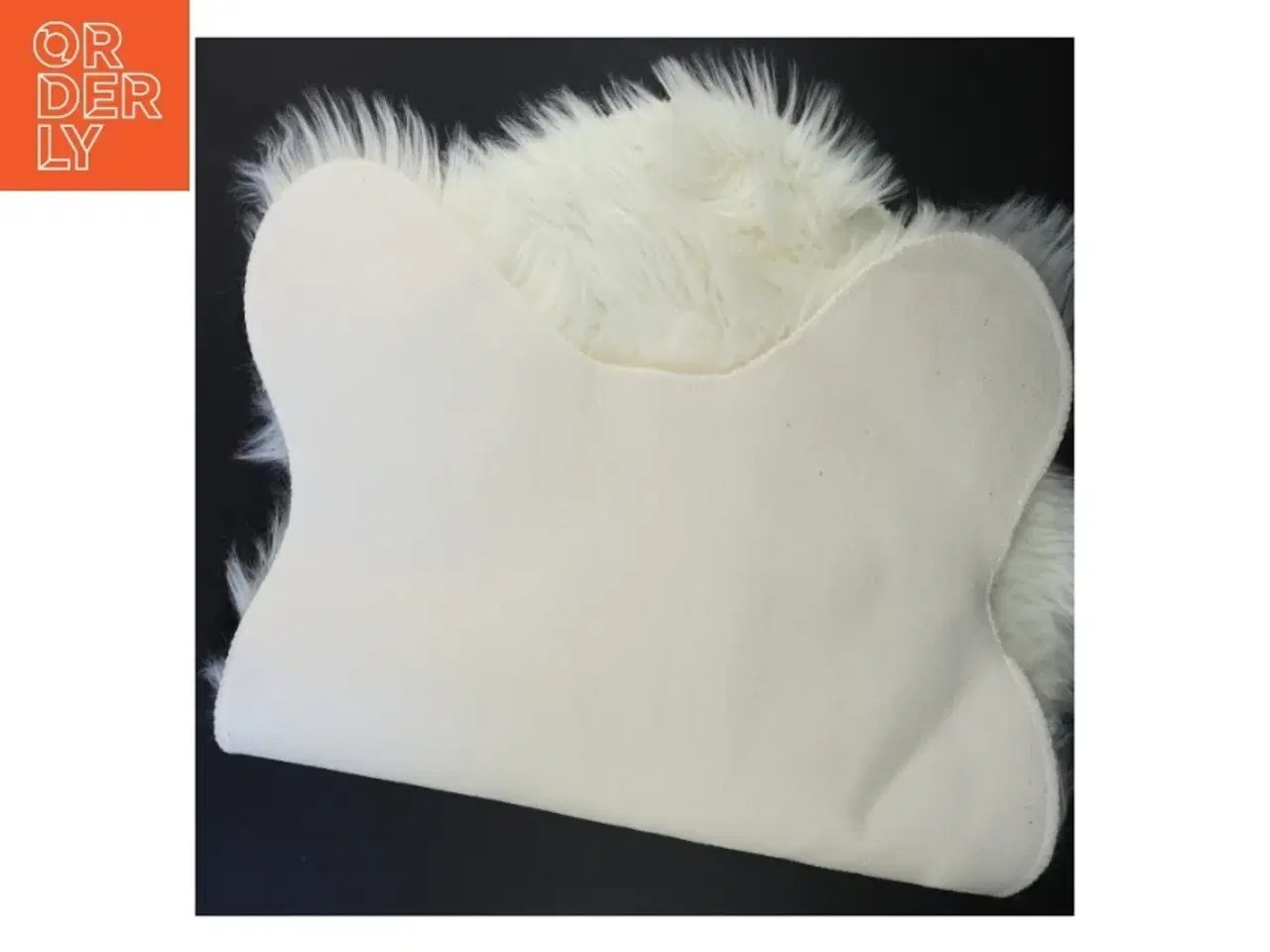Billede 3 - Hvid pelsstykke (str. 70 x 48 cm)
