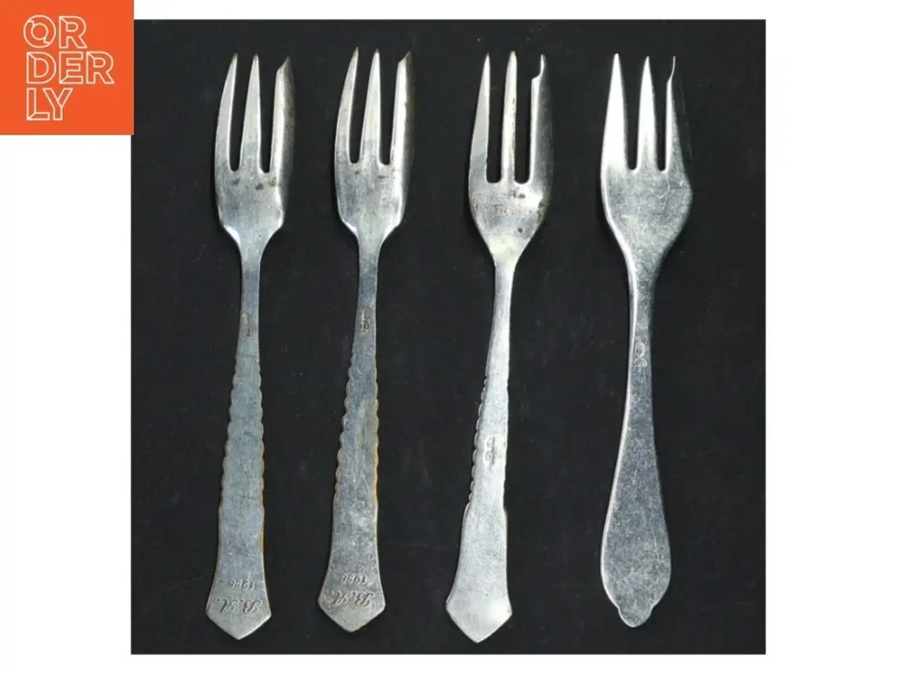 Billede 4 - 4 kagegafler, 2-tårnet sølvplet(str. 14 cm)