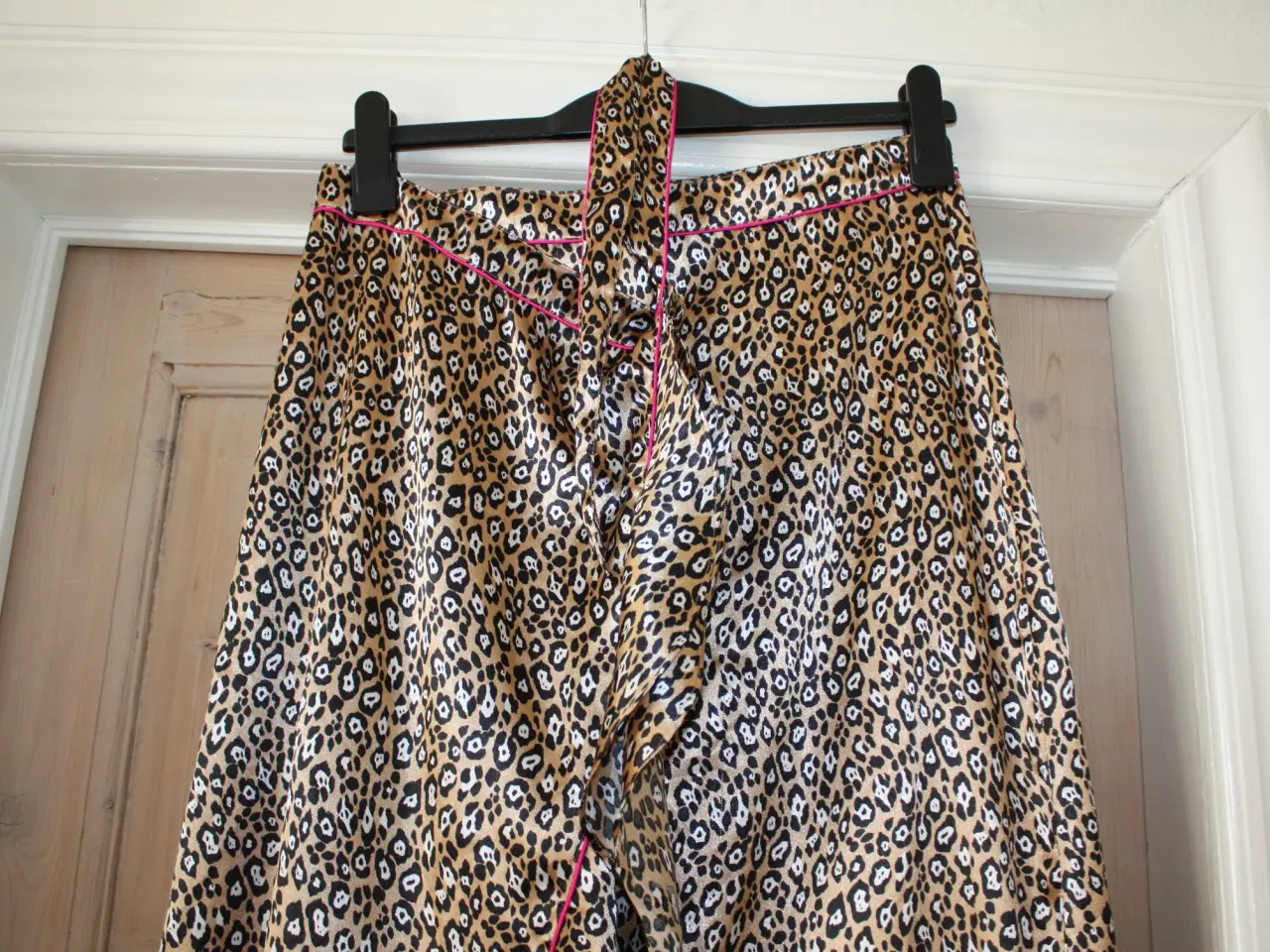Billede 2 - Beck Söndergaard slå-om One size nederdel leopard