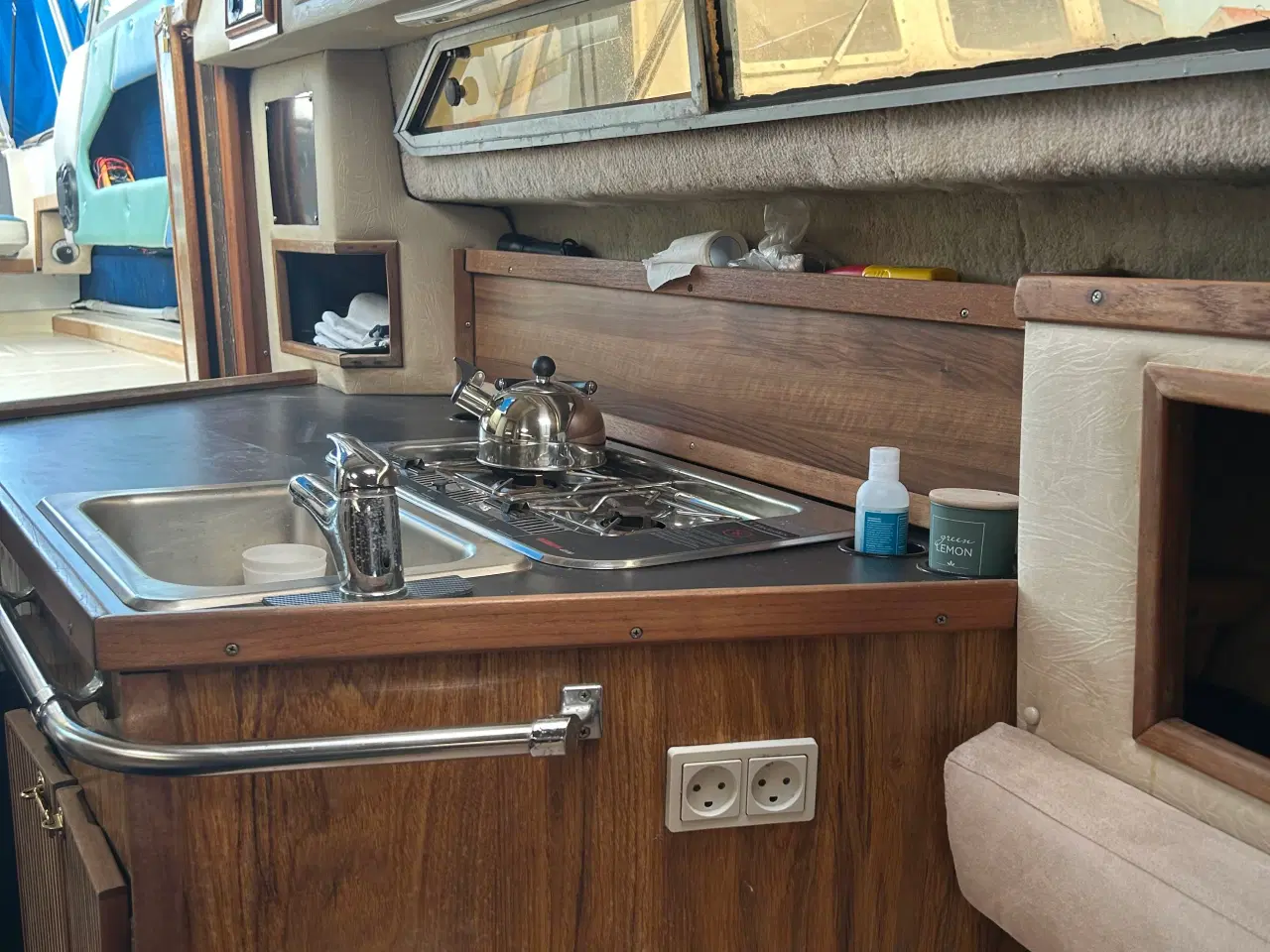 Billede 13 - Sælges : Sea Ray 250 Sundancer 