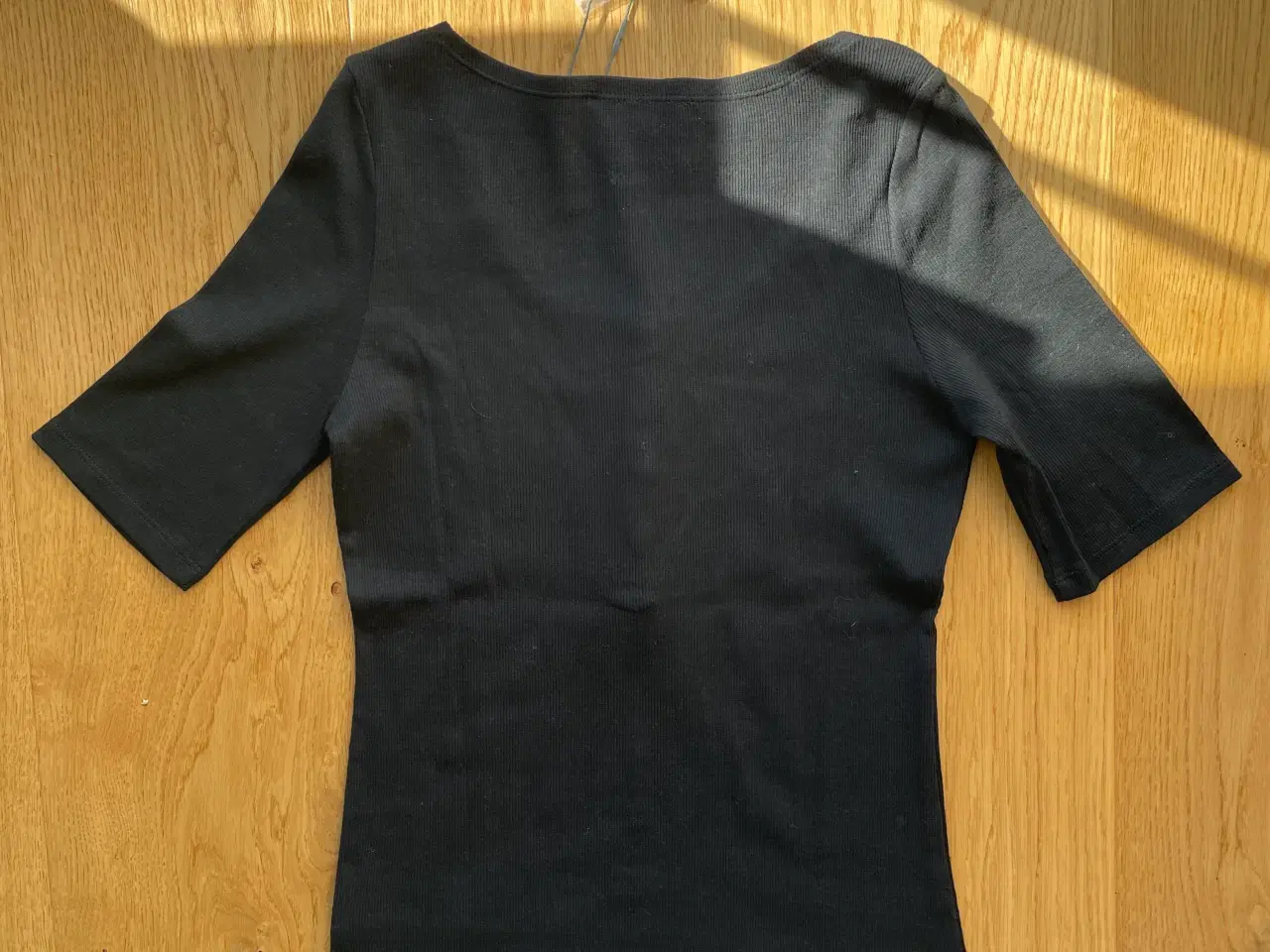 Billede 3 - O’tay sort t-shirt