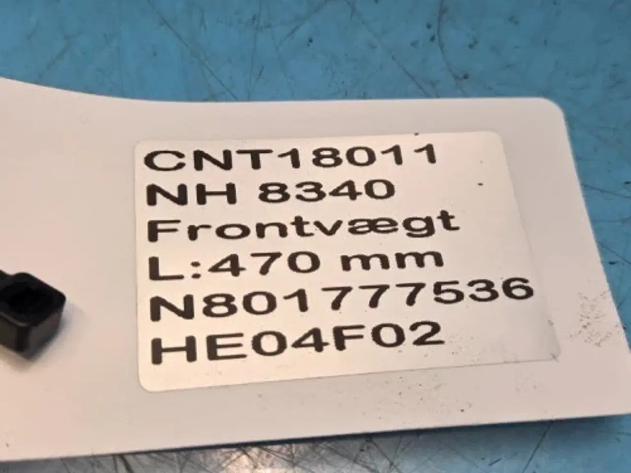 Billede 8 - New Holland 8340 Frontvægt Pin Sæt 801777536