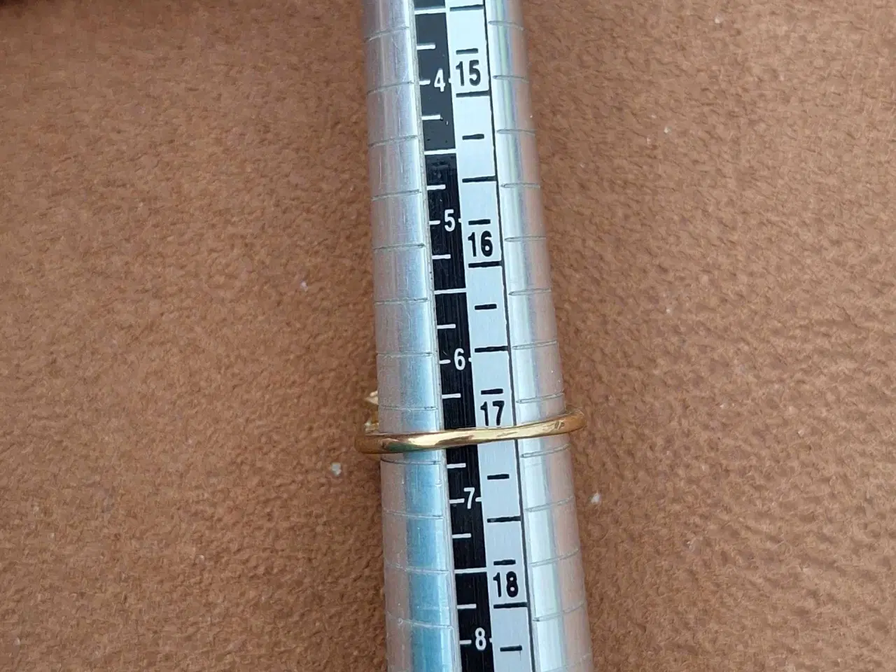 Billede 7 - Guldfarvet ring 