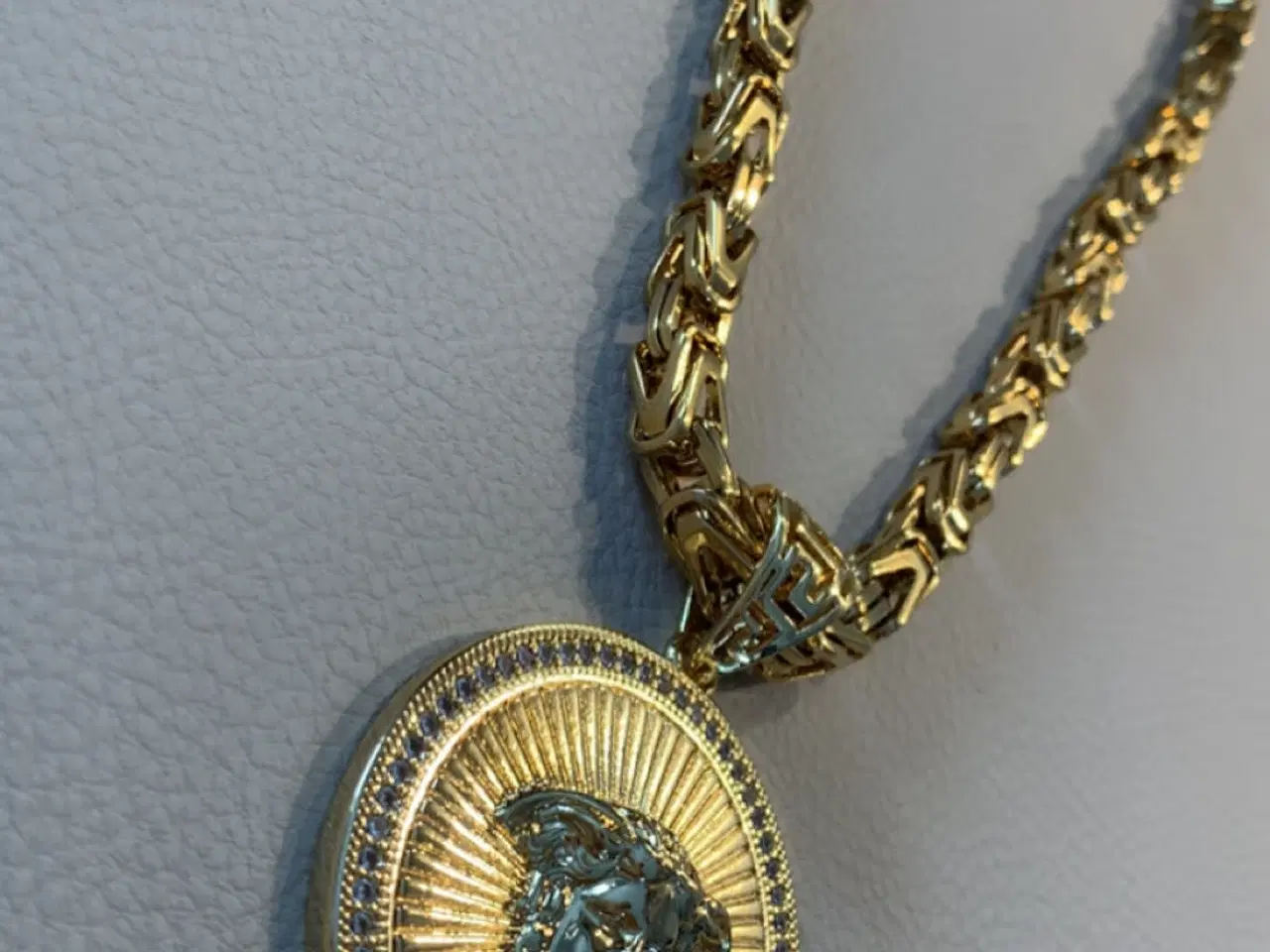 Billede 2 - Goldfilled kongekæde med medusa