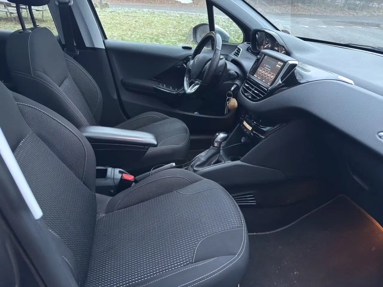 Billede 14 - Peugeot 208 1,5 BlueHDi 100 Allure Sky