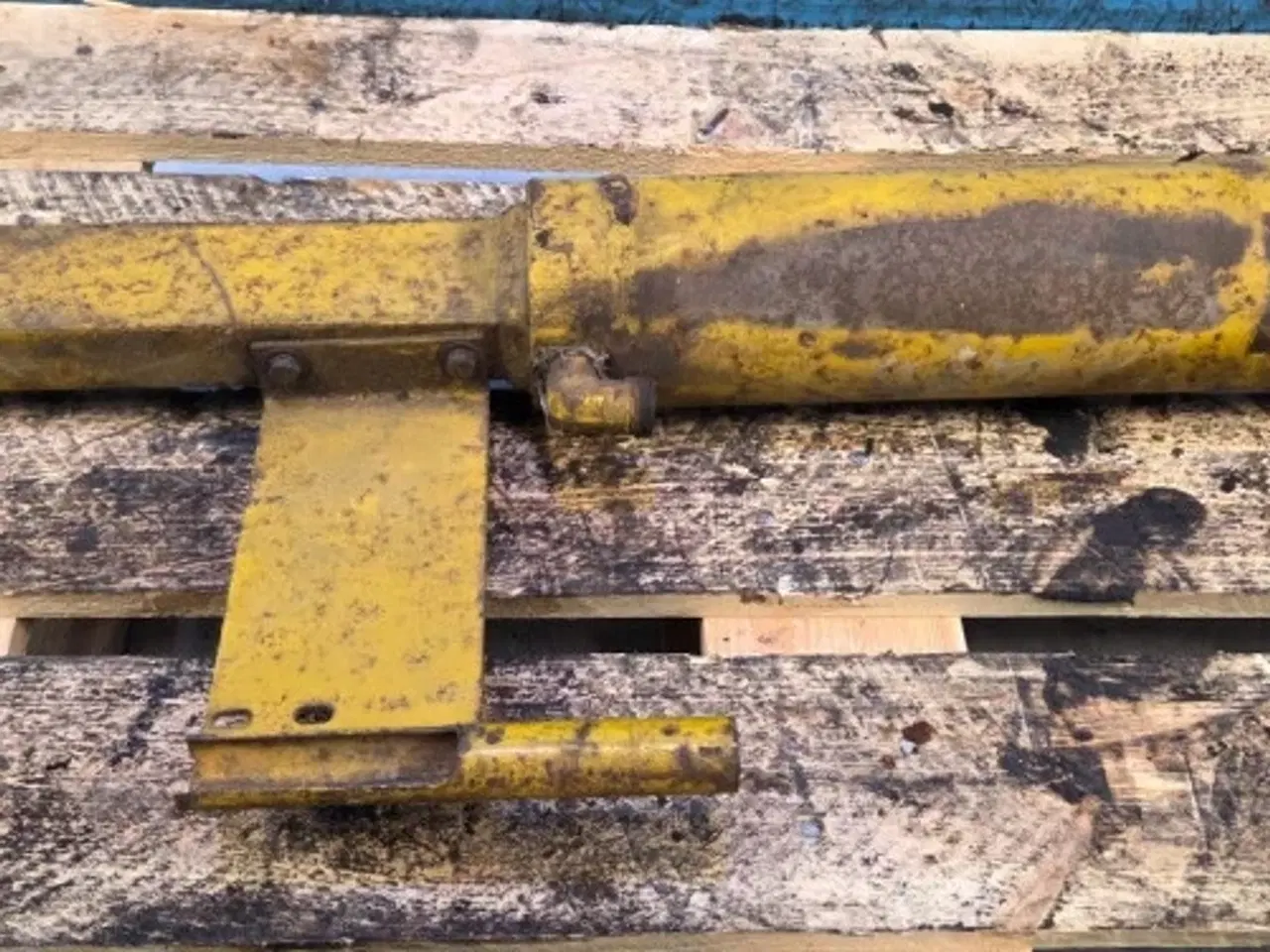 Billede 4 - Hydrema 806 Løftecylinder Rør 331253