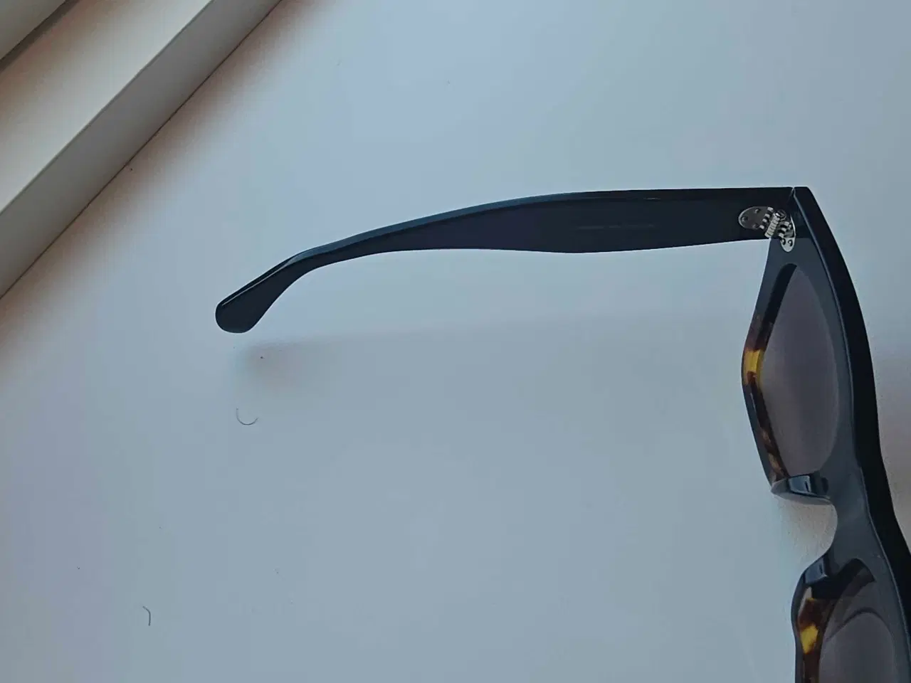 Billede 4 - Céline Paris Solbriller – Sort & Skildpadde