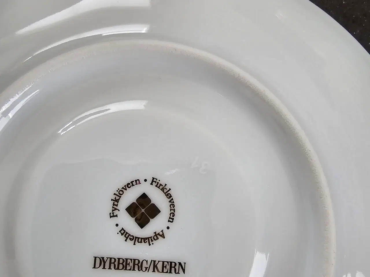 Billede 2 - Spisestel fra Firkløveren 