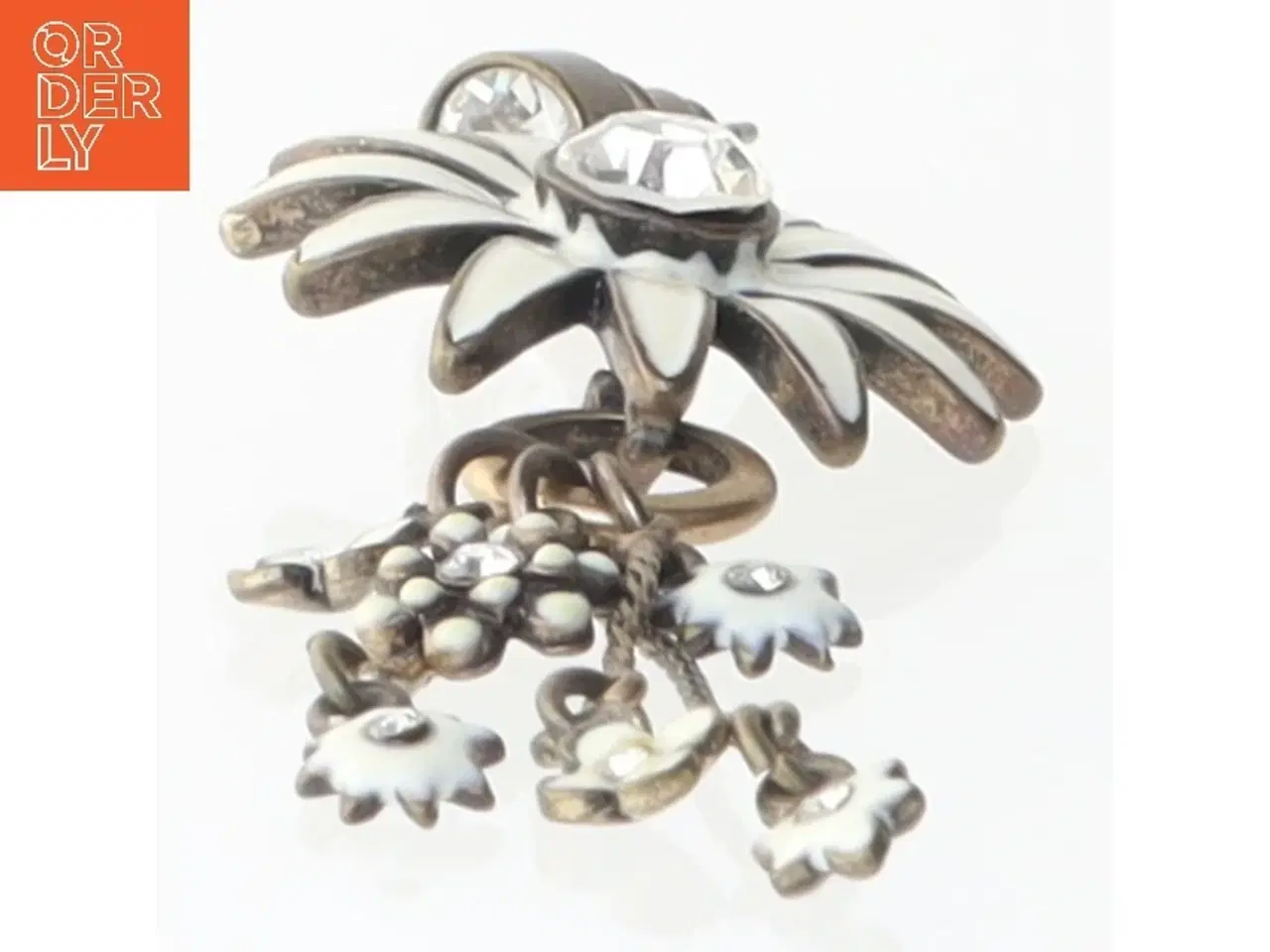 Billede 2 - Blomst ørering (str. Ø 2,5 cm)