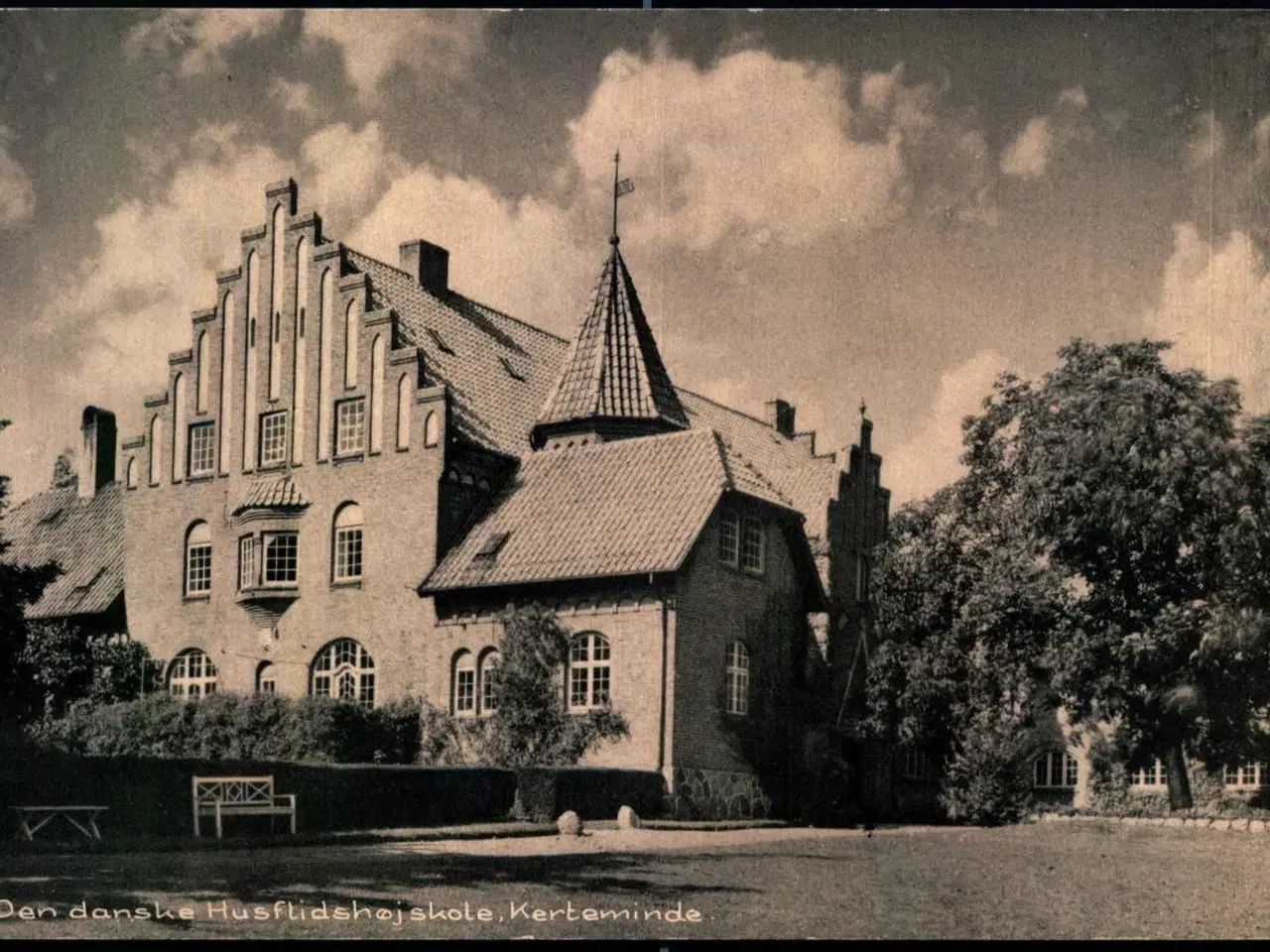 Billede 1 - Den danske Husflidsskole - Kerteminde - Eneret 44 505/2 - Ubrugt