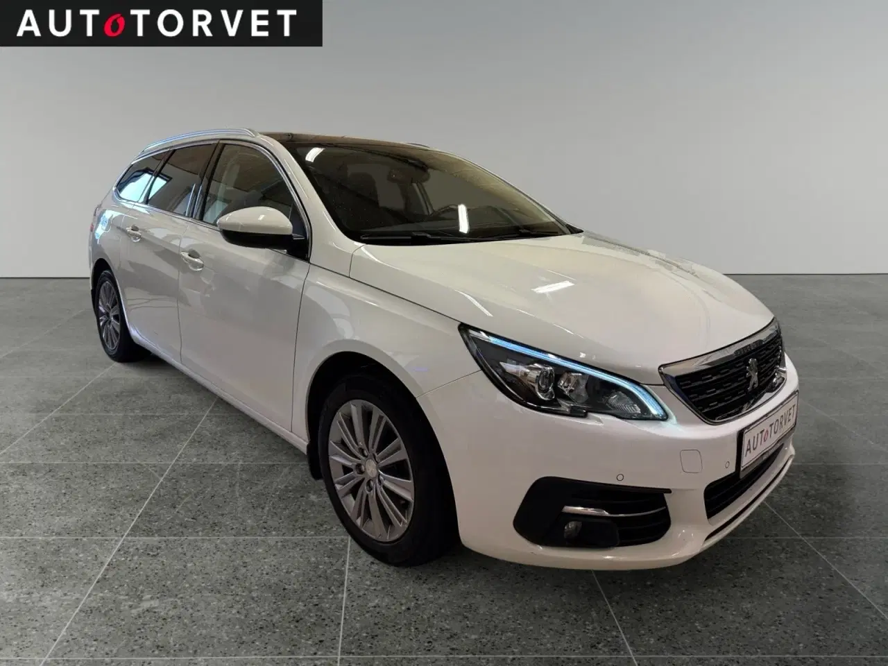 Billede 2 - Peugeot 308 1,6 BlueHDi 120 Selection Sky SW