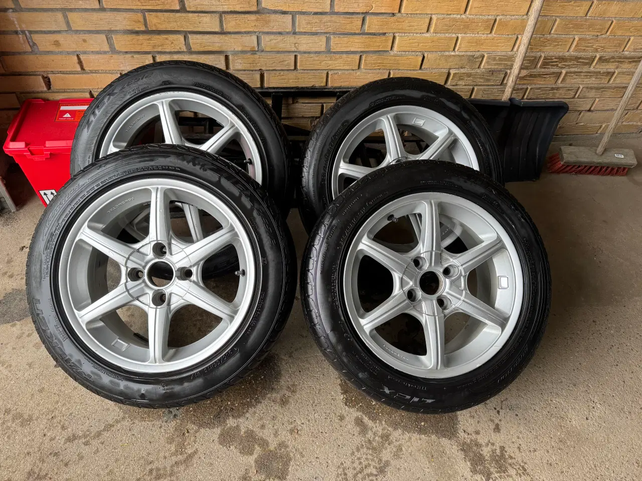 Billede 2 - Alufælge 4x114.3 205/55r16