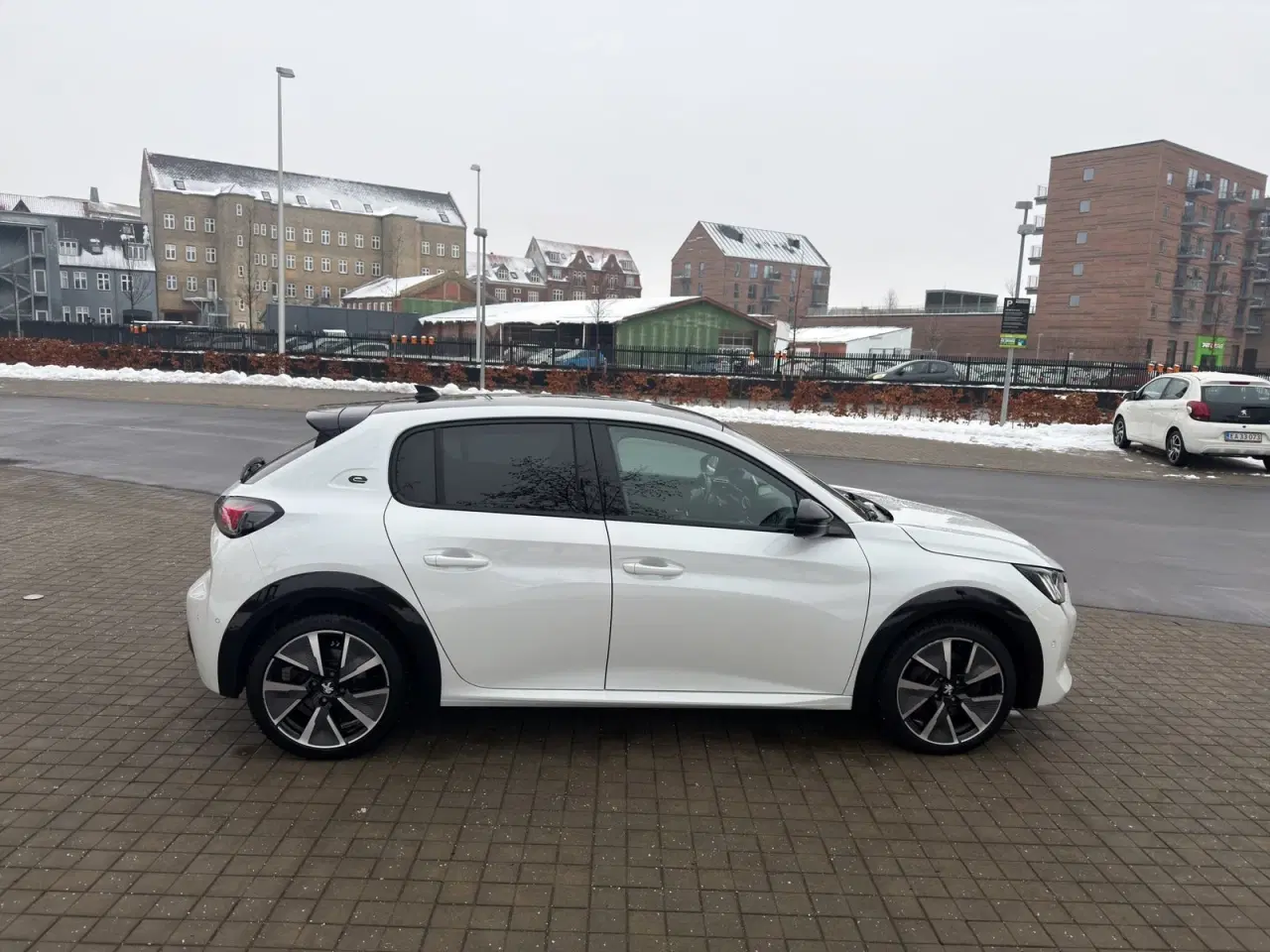 Billede 4 - Peugeot e-208 50 GT Pack