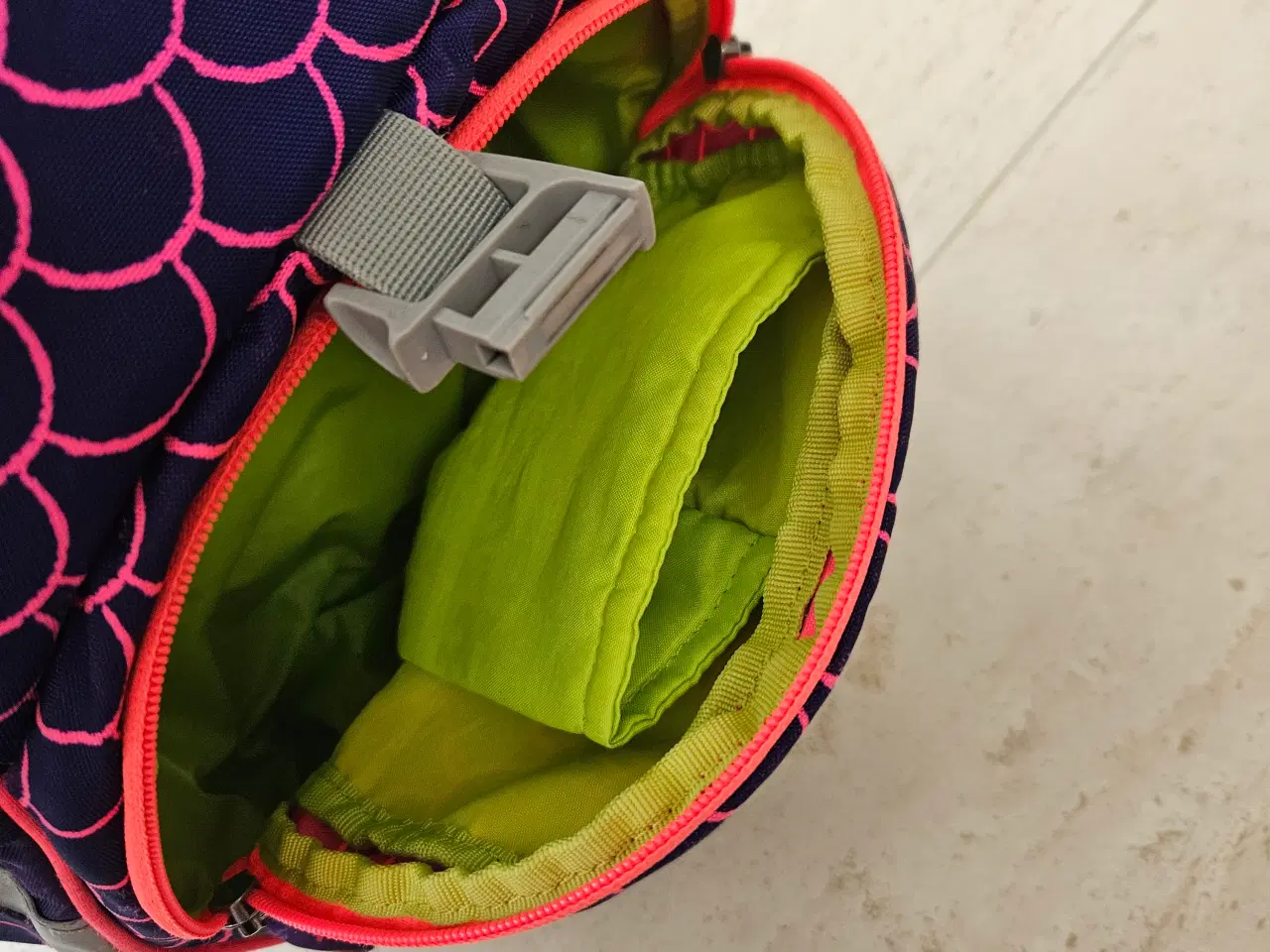 Billede 4 - Skoletaske ergobag - pæn, nyvasket