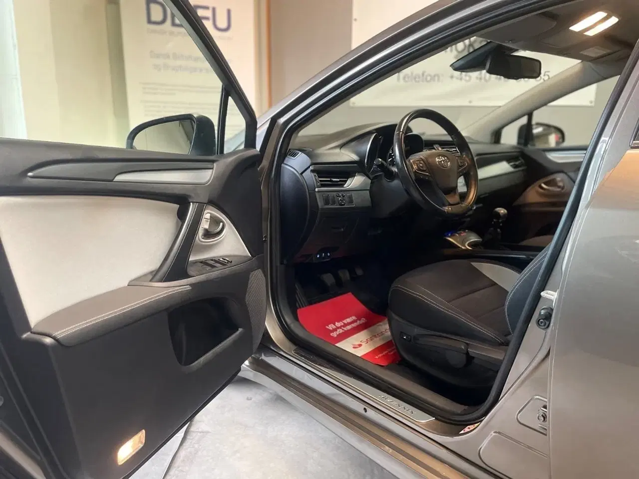 Billede 10 - Toyota Avensis 1,8 VVT-i T2 Premium Touring Sports