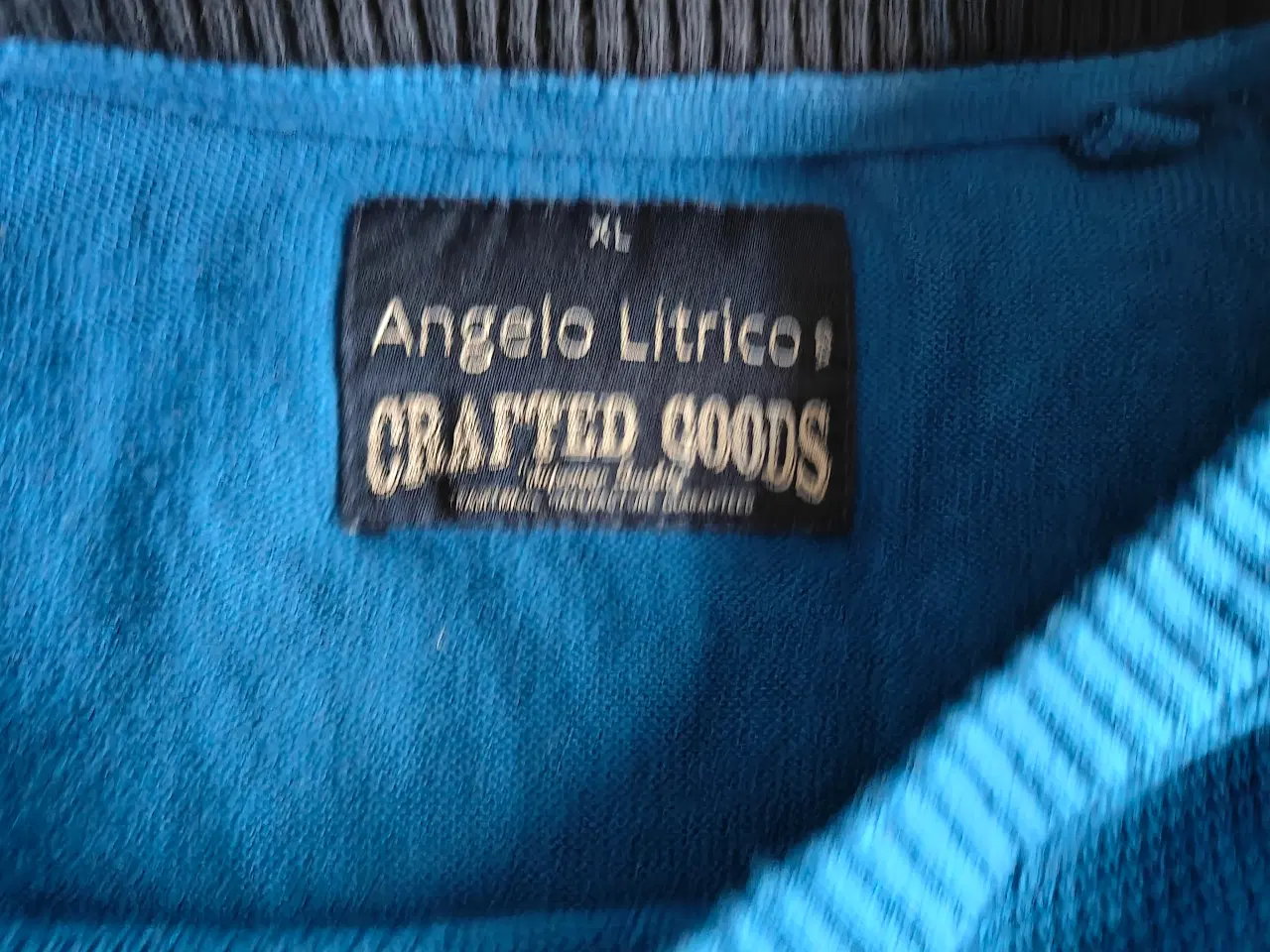 Billede 3 - Angelo Litrico Bluse blå str. XL ny.