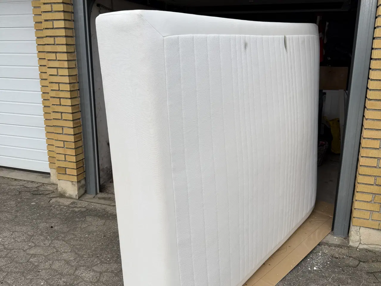 Billede 1 - Boxmadras 160x200