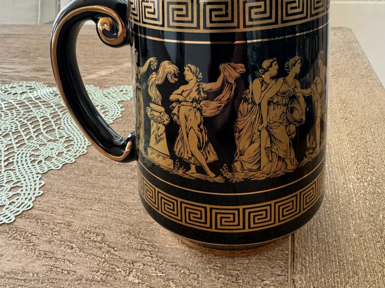 Billede 2 - Græsk Krus/Vase lavet med 24 k guld