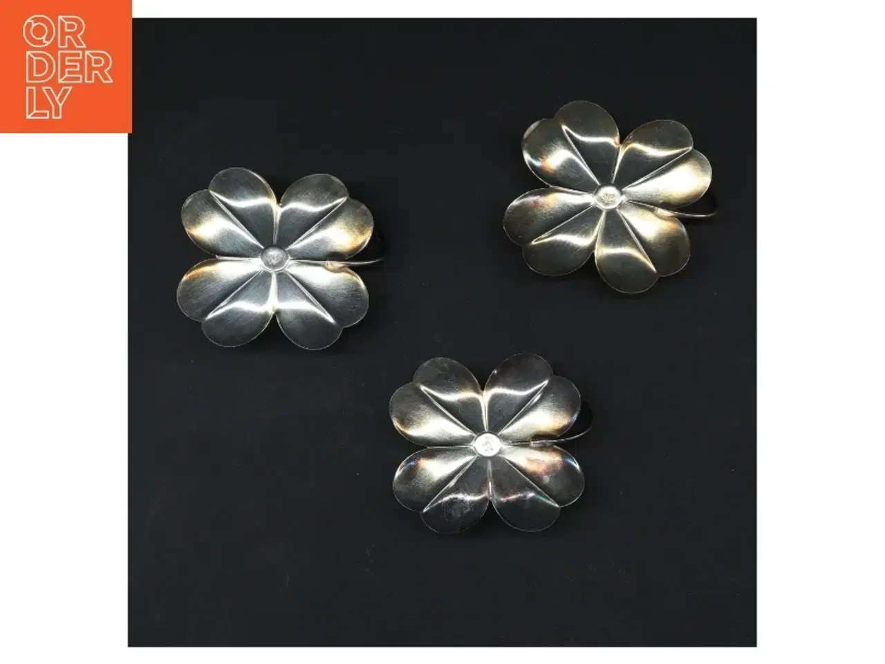 Billede 3 - Blomstformede lysestager (str. 7 cm)