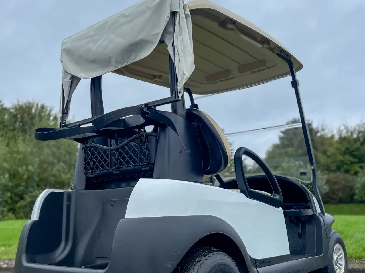 Billede 3 - Golfbil med bagcover