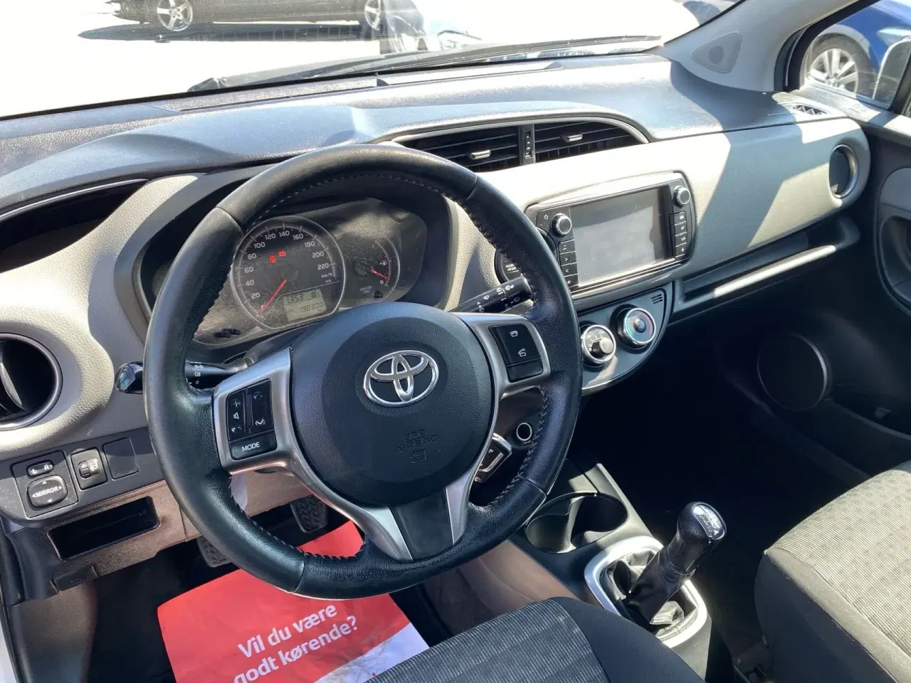 Billede 8 - Toyota Yaris 1,0 VVT-I T2 69HK 5d