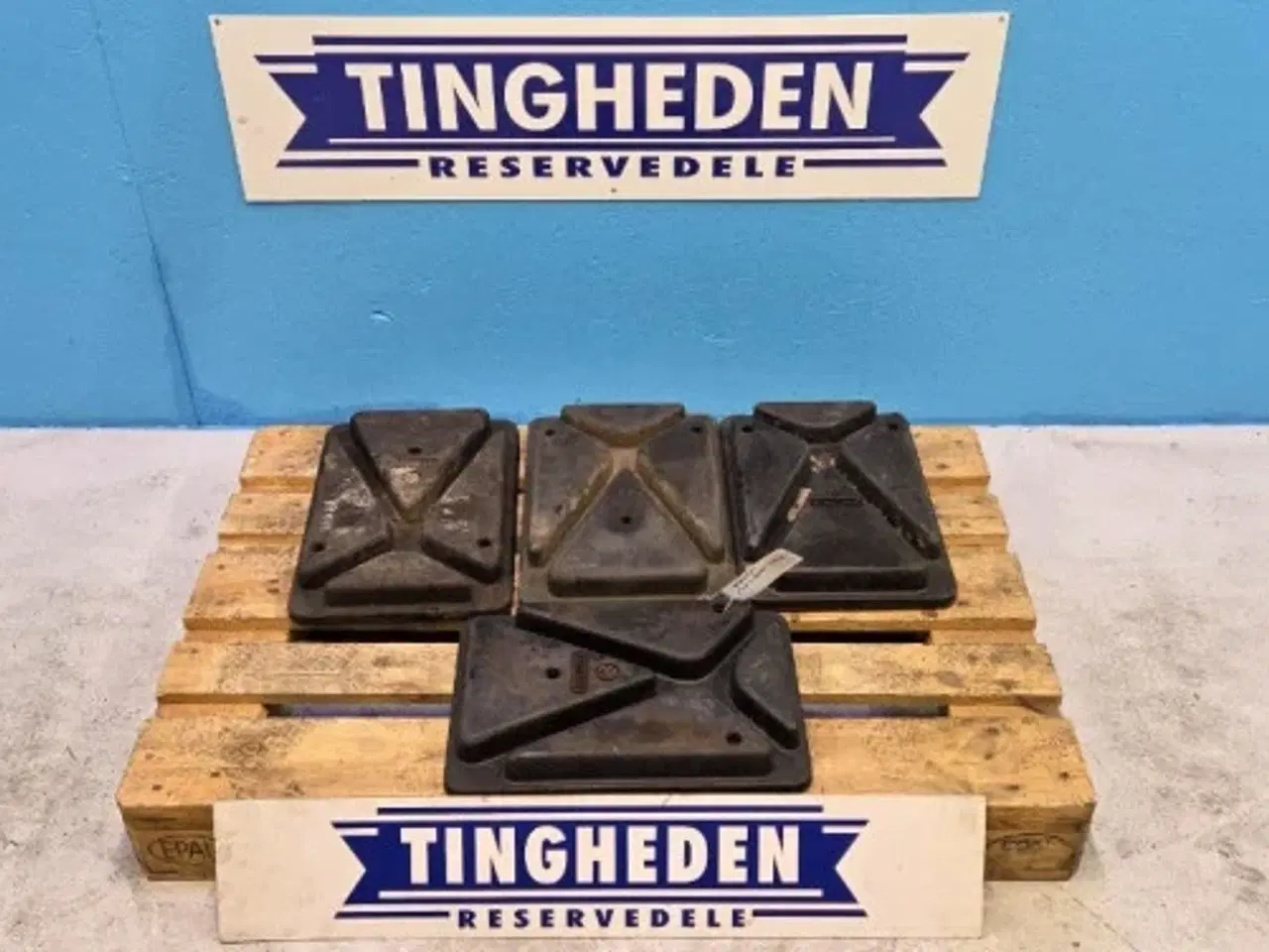 Billede 1 - New Holland B100B Gummiklods 85817788  4Stk