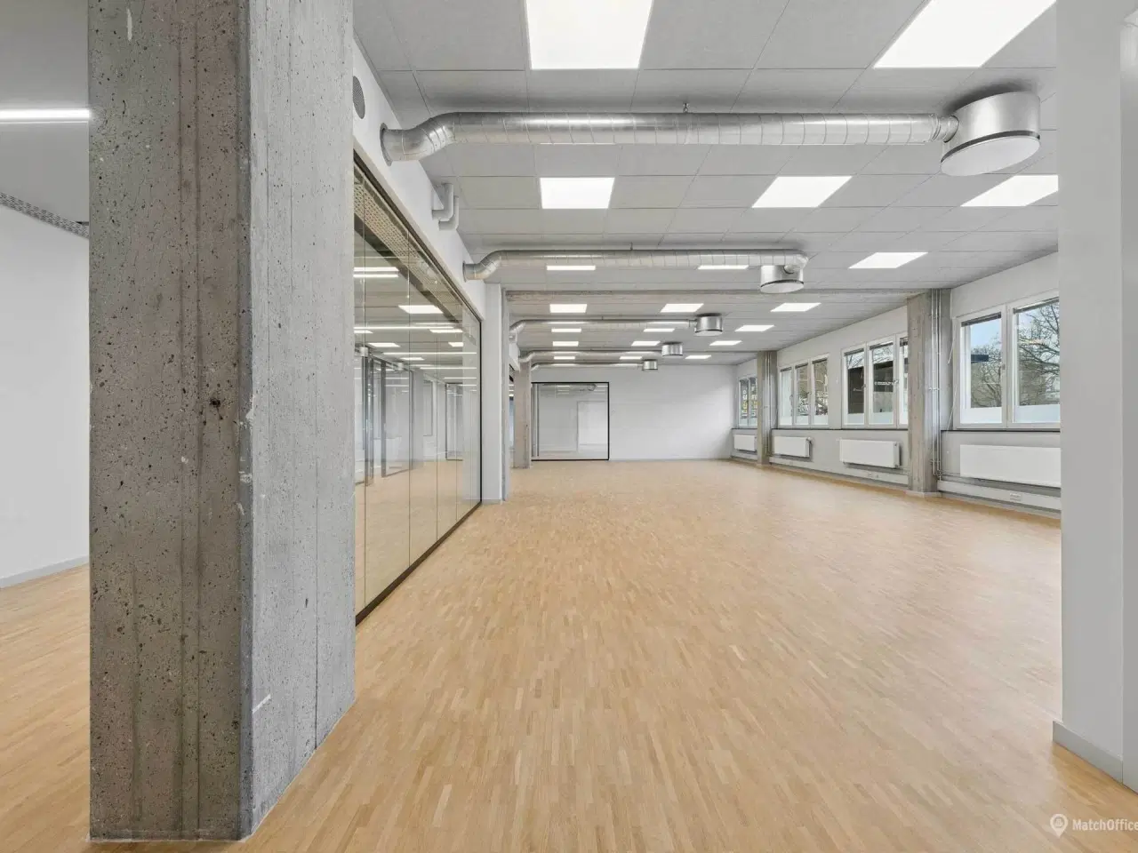 Billede 4 - Moderne lyst og nyrenoveret kontorlejemål tæt på metro