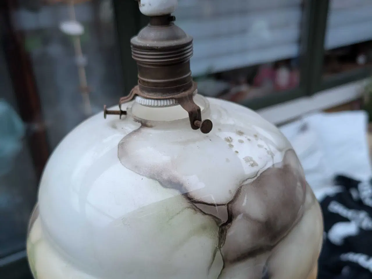 Billede 1 - Gammel Glas Loftslampe med messing ophæng og brune